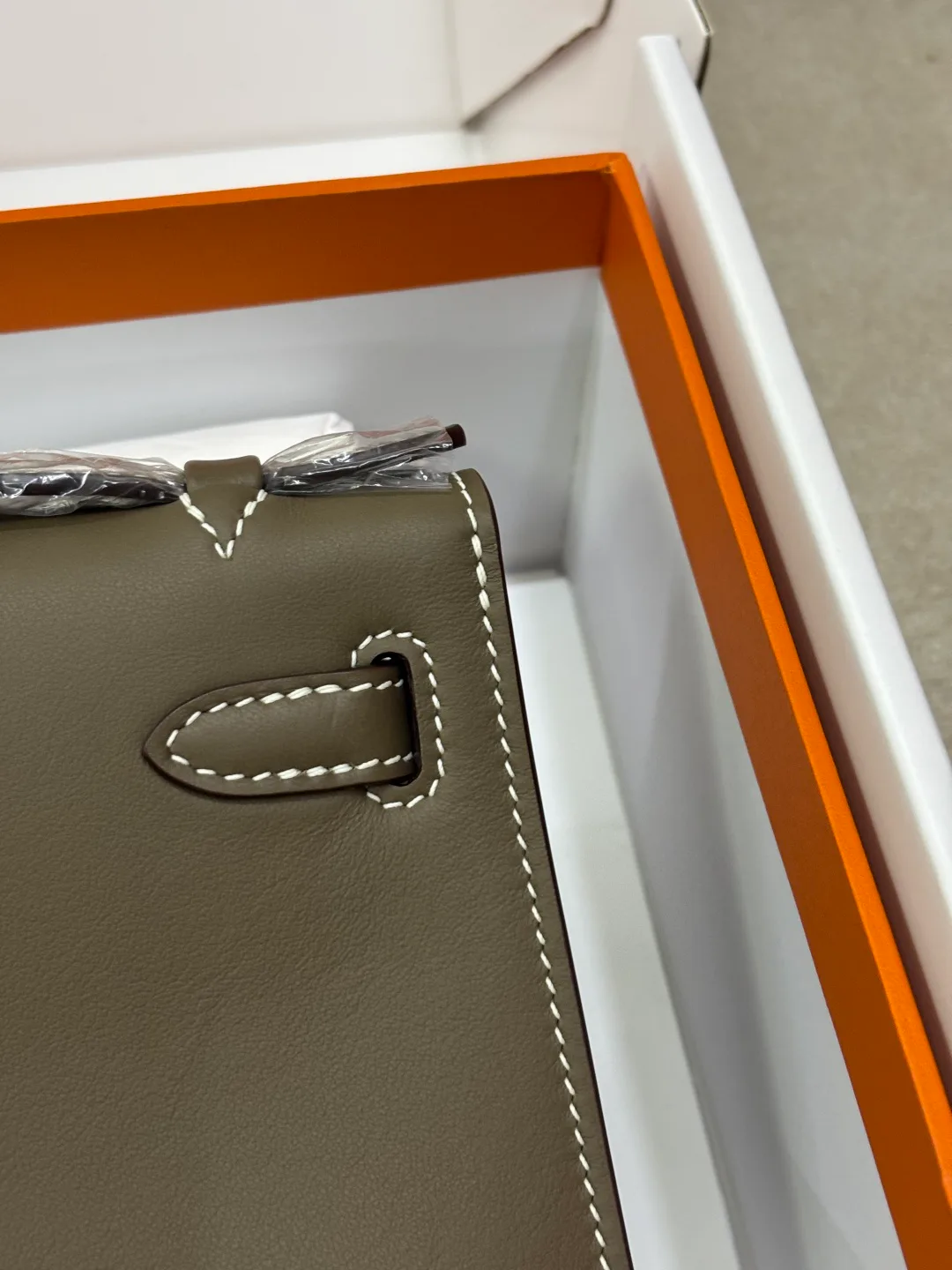 Women's Classic Handbags HERMES 17566578