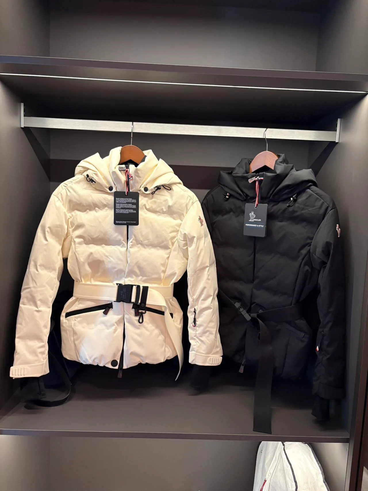 Men's Jackets And Down Jackets MONCLER 18231762
