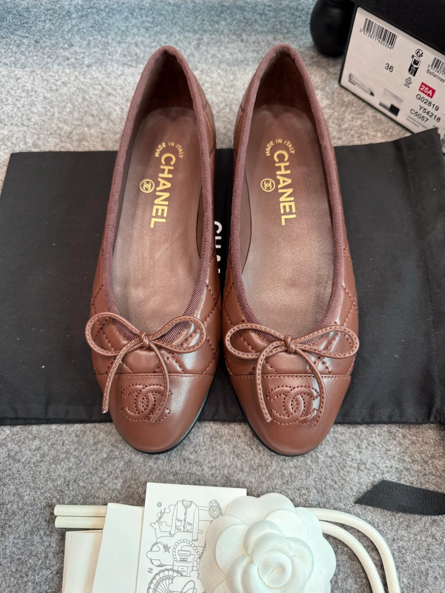 Women's Ballet Flats CHANEL 17836266