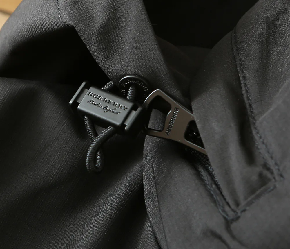 Men's Jackets And Down Jackets BURBERRY 18157270
