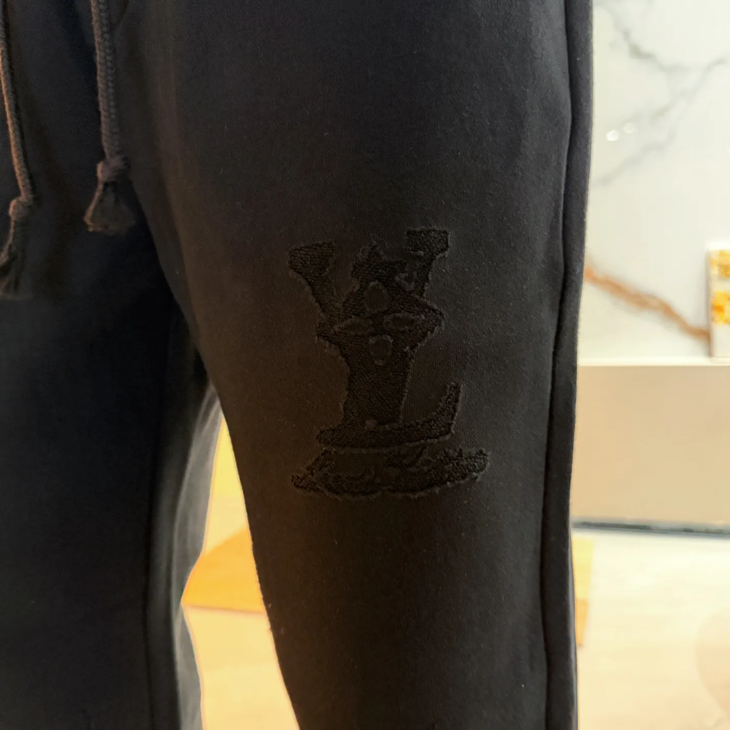 Men's Trousers LOUIS VUITTON 18197195