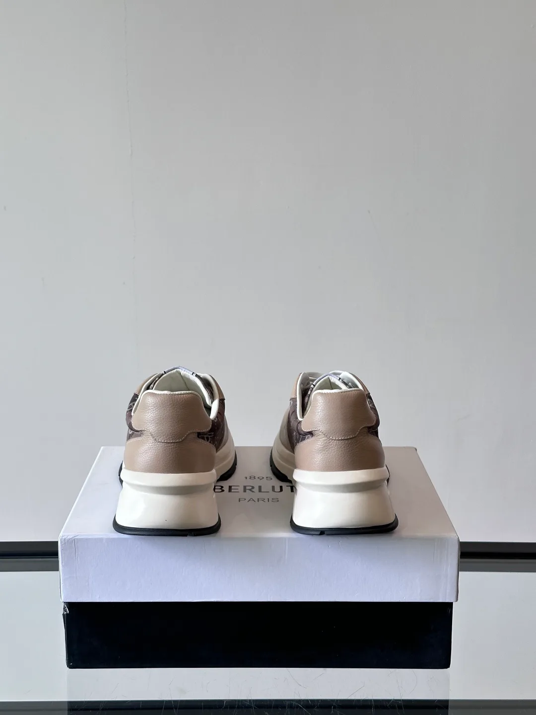 Men's Sneakers BERLUTI 18277784