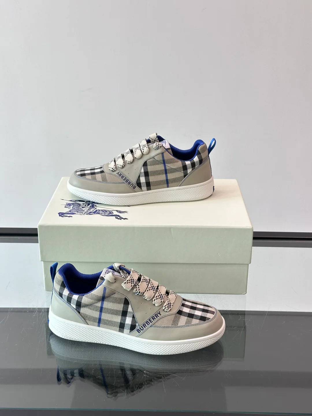 Men's Sneakers BURBERRY 18449433