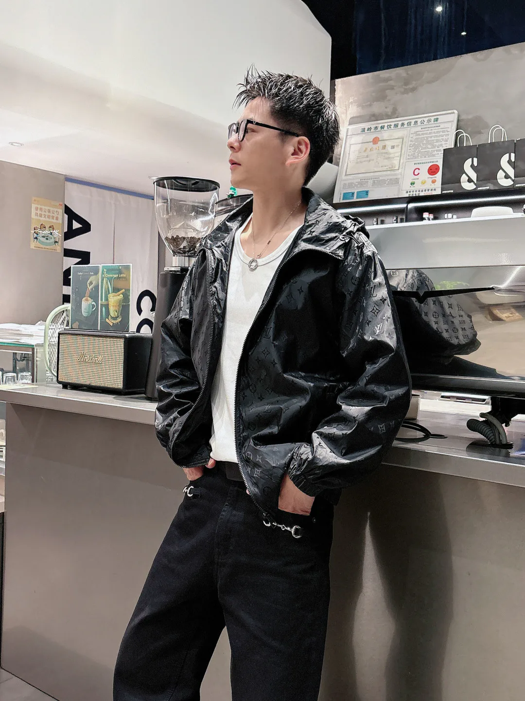Men's Jackets And Down Jackets LOUIS VUITTON 18097606