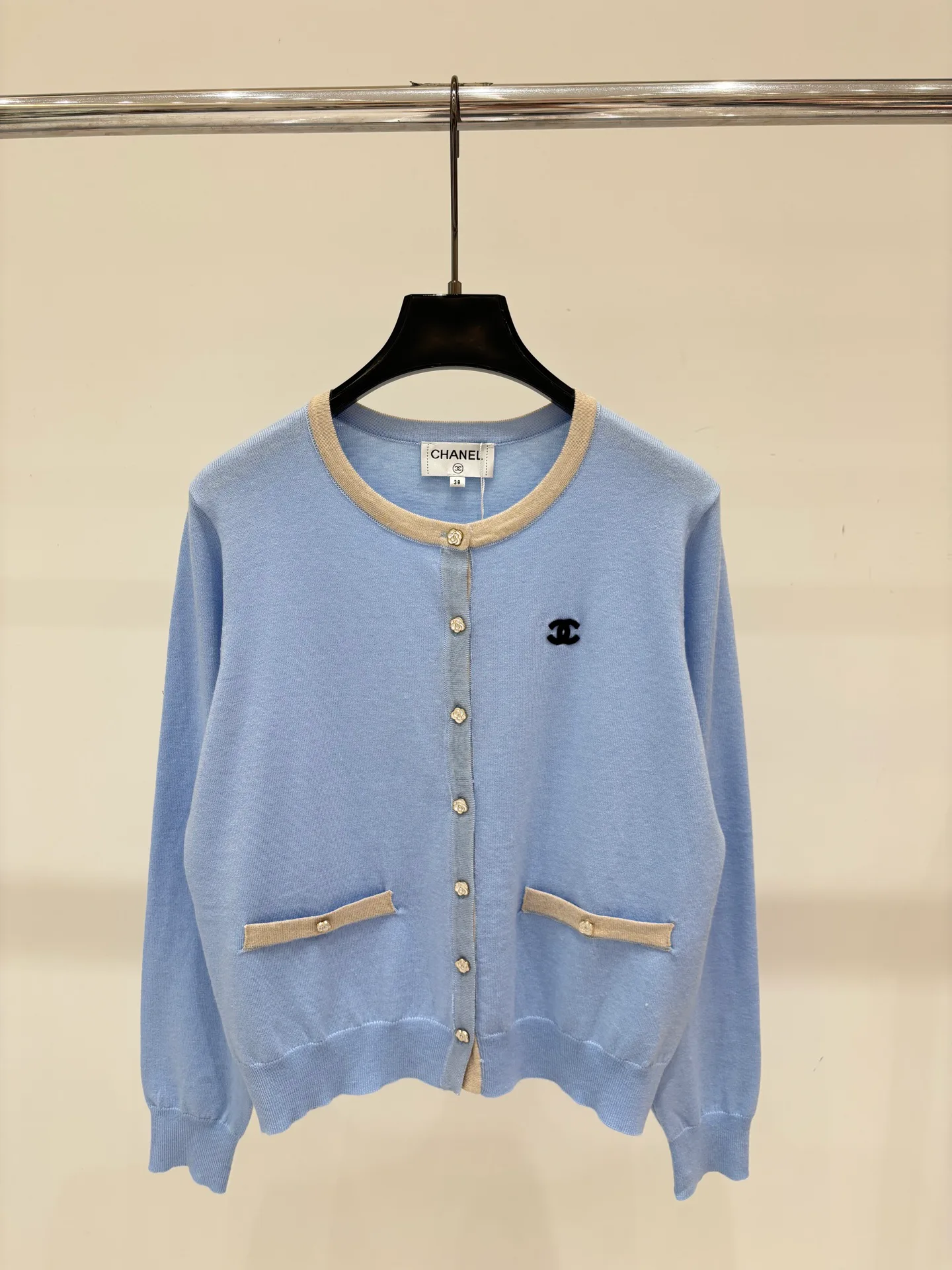 Women's Jumpers And Sweaters CHANEL 18138051