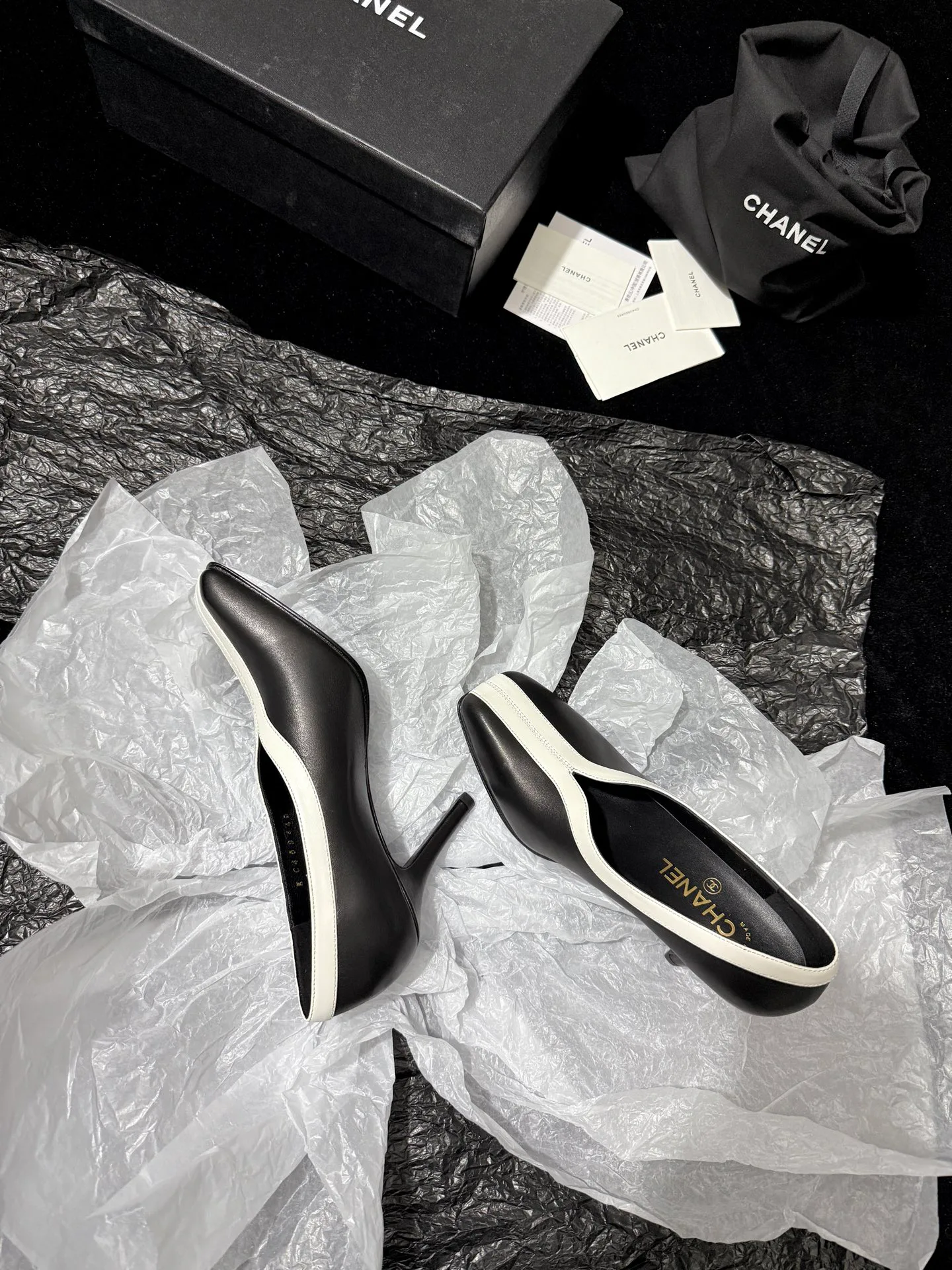 Women's Heels CHANEL 18110756