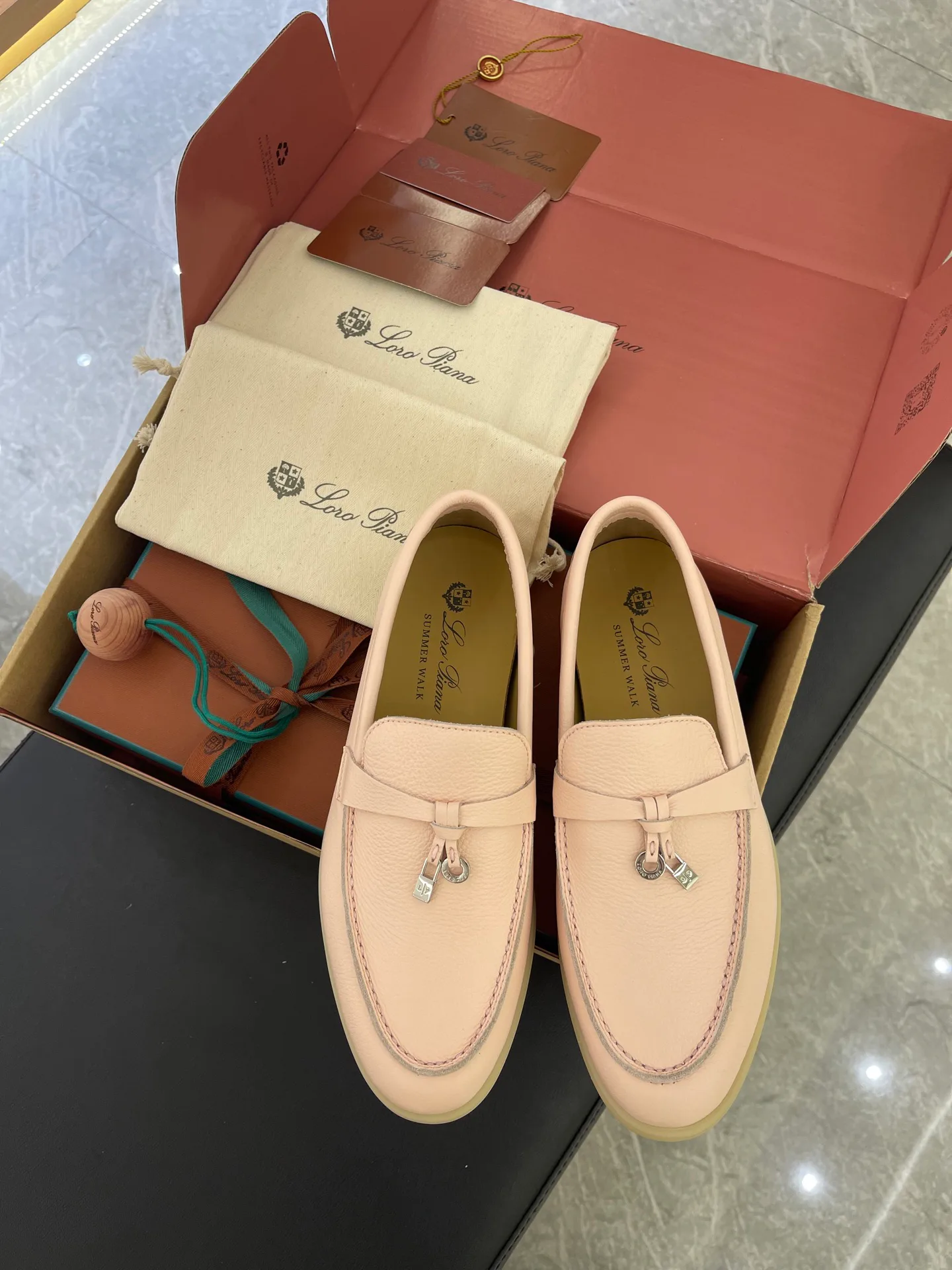 Women's Loafers And Moccasins LORO PIANA 17977261