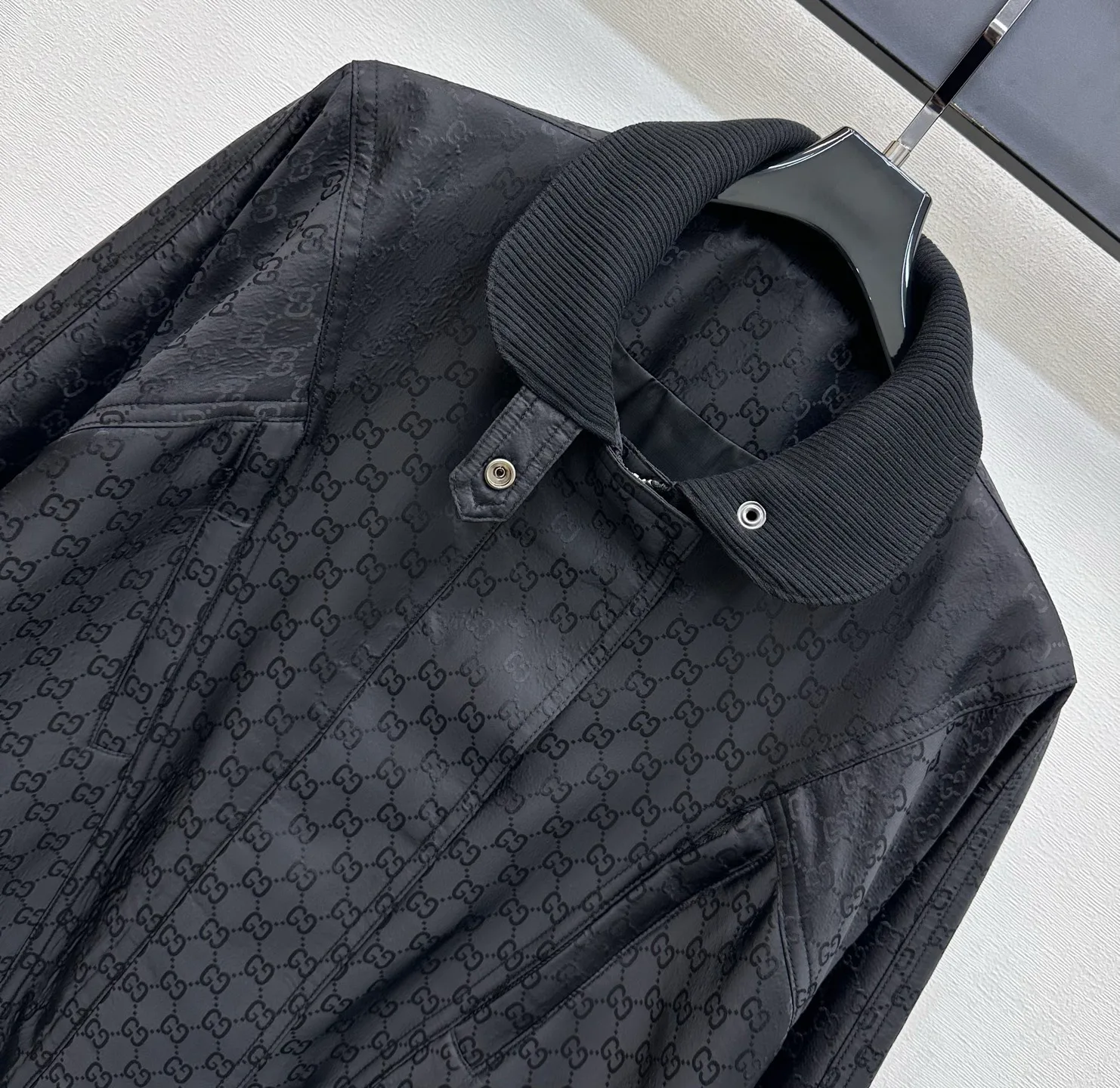 Women's Jackets And Down Jackets GUCCI 17892480