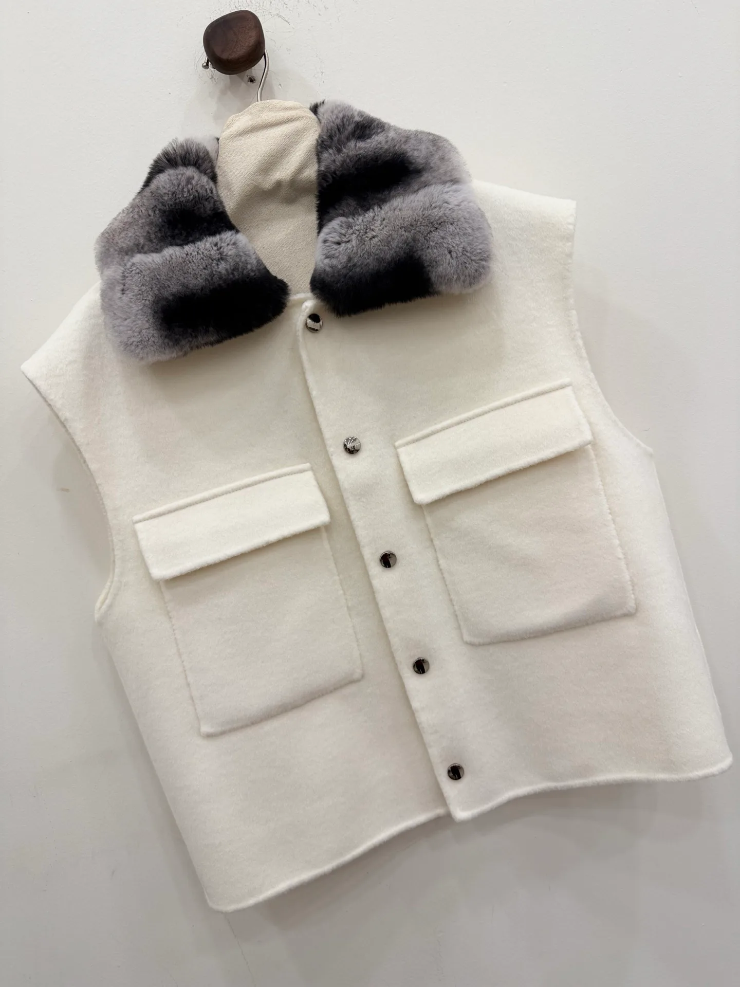 Women's Vests LORO PIANA 18016402