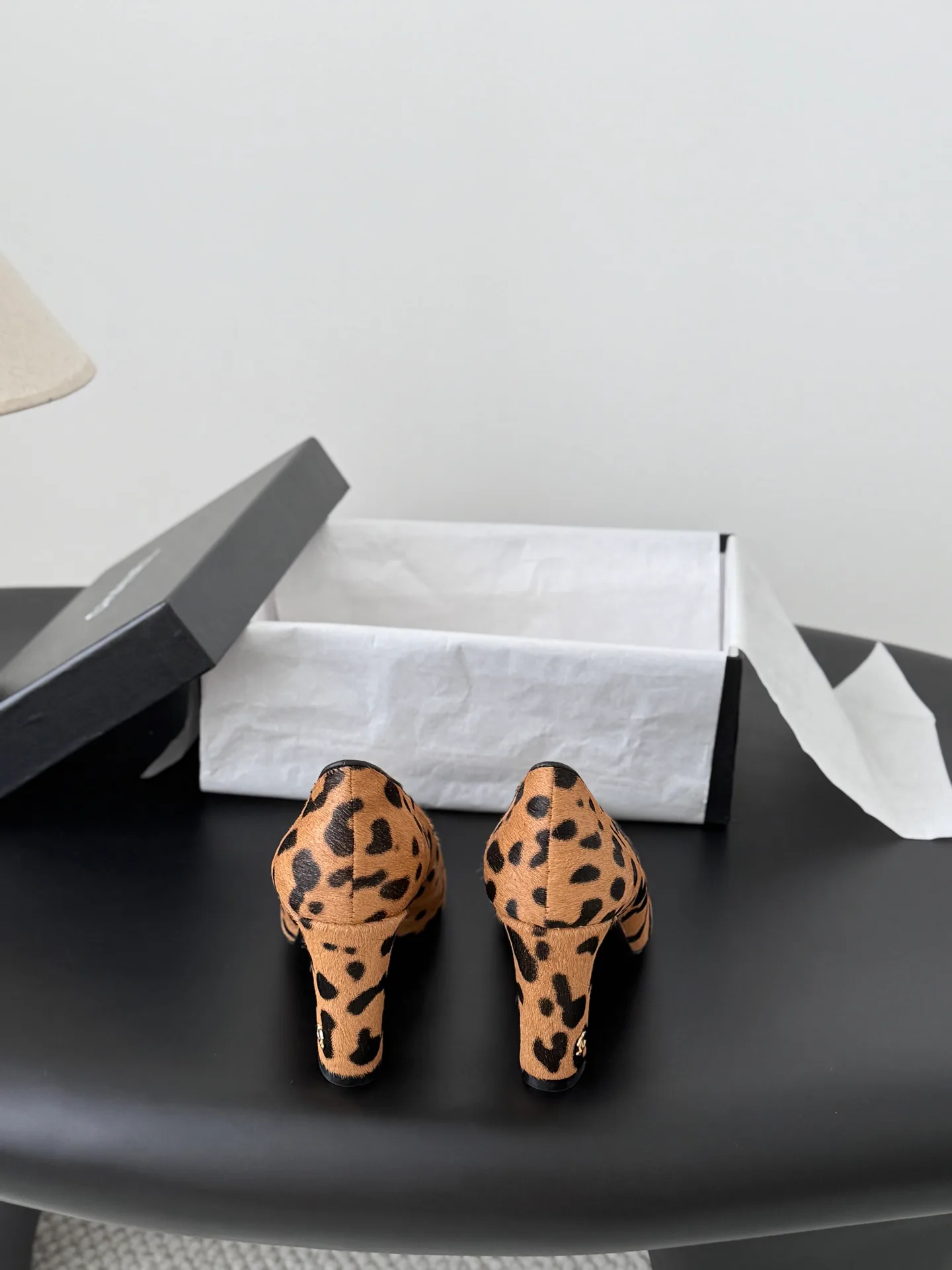 Women's Heels CHANEL 16990634