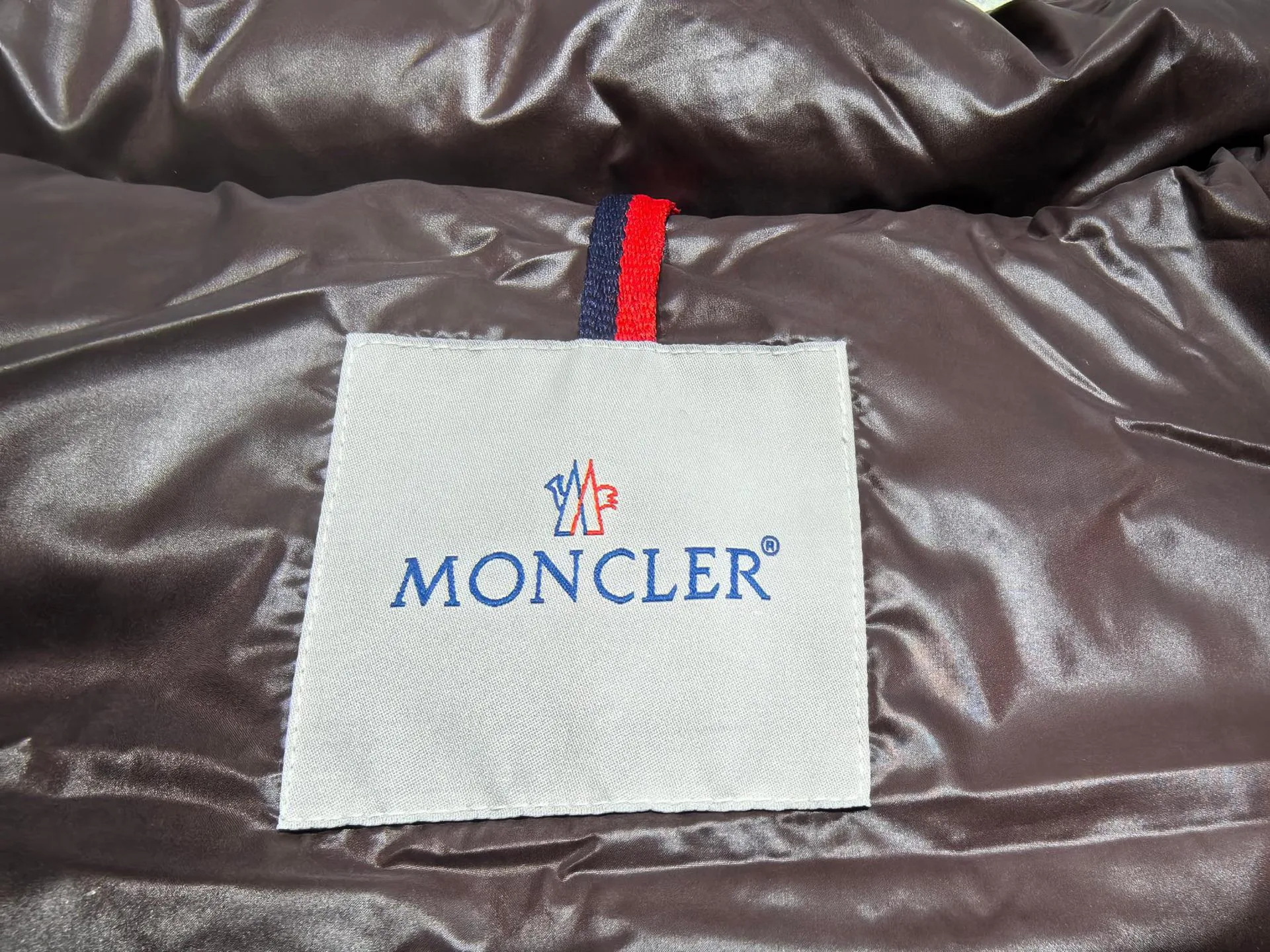 Жилеты Мужские Moncler 18684598