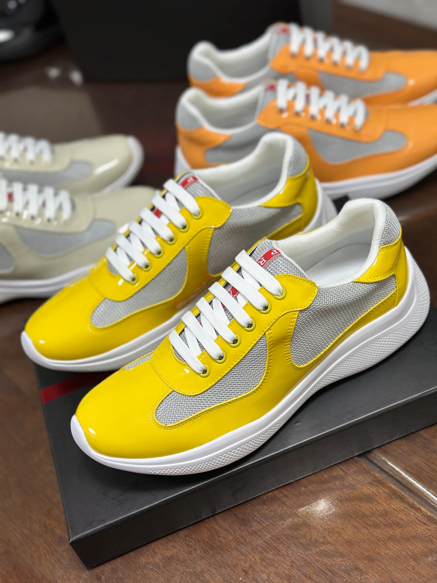 Women's Sneakers PRADA 18262250