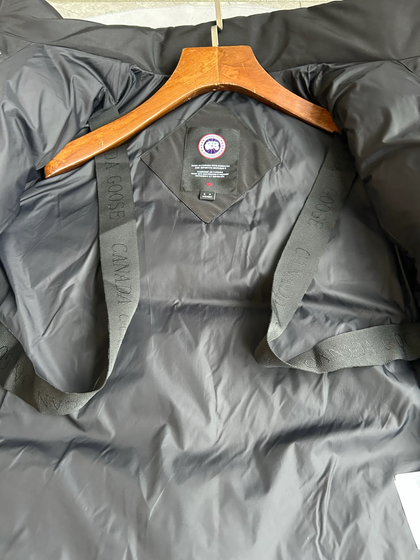Men's Jackets And Down Jackets CANADA GOOSE 18007333