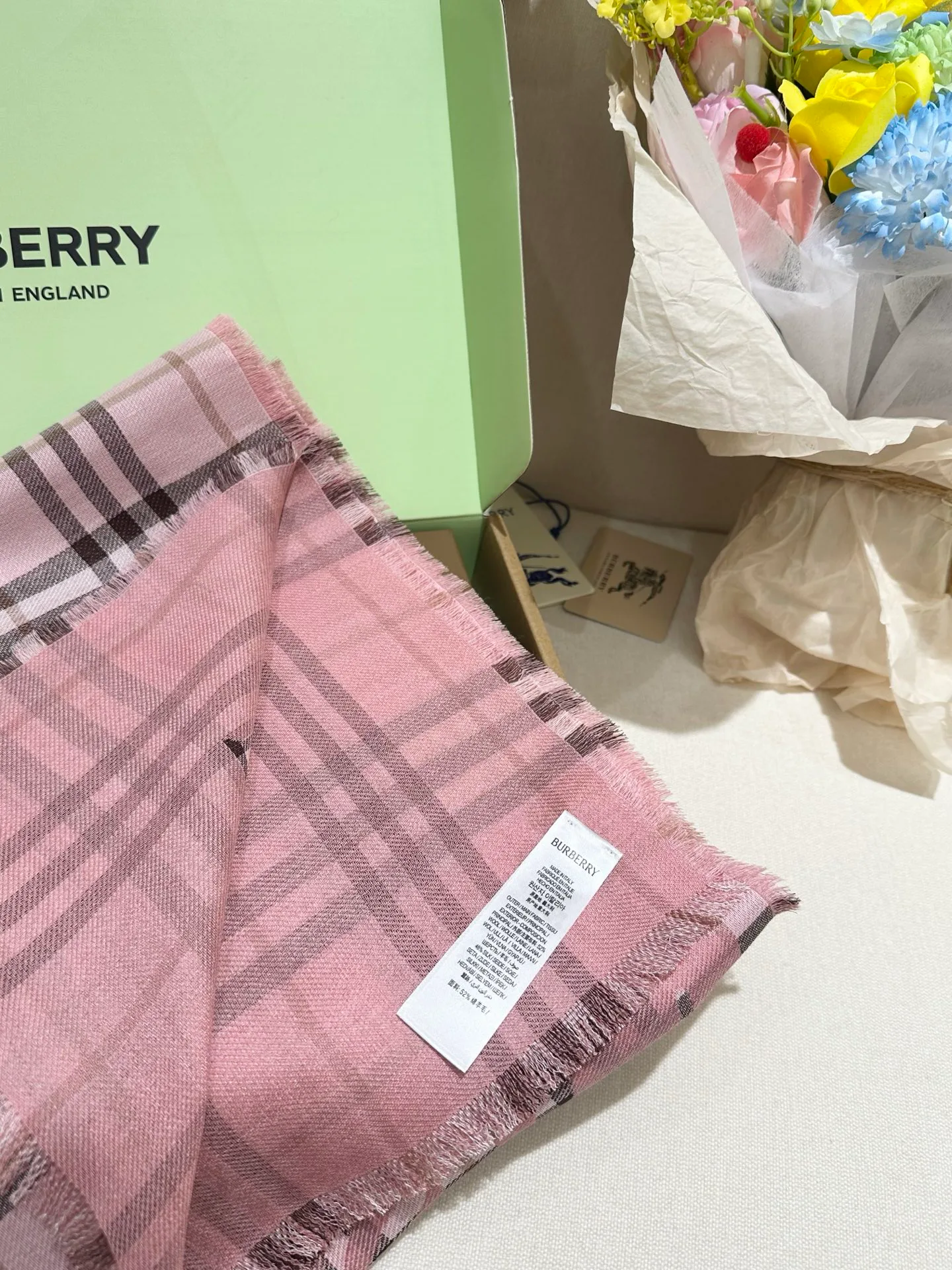 Scarves BURBERRY 17991553