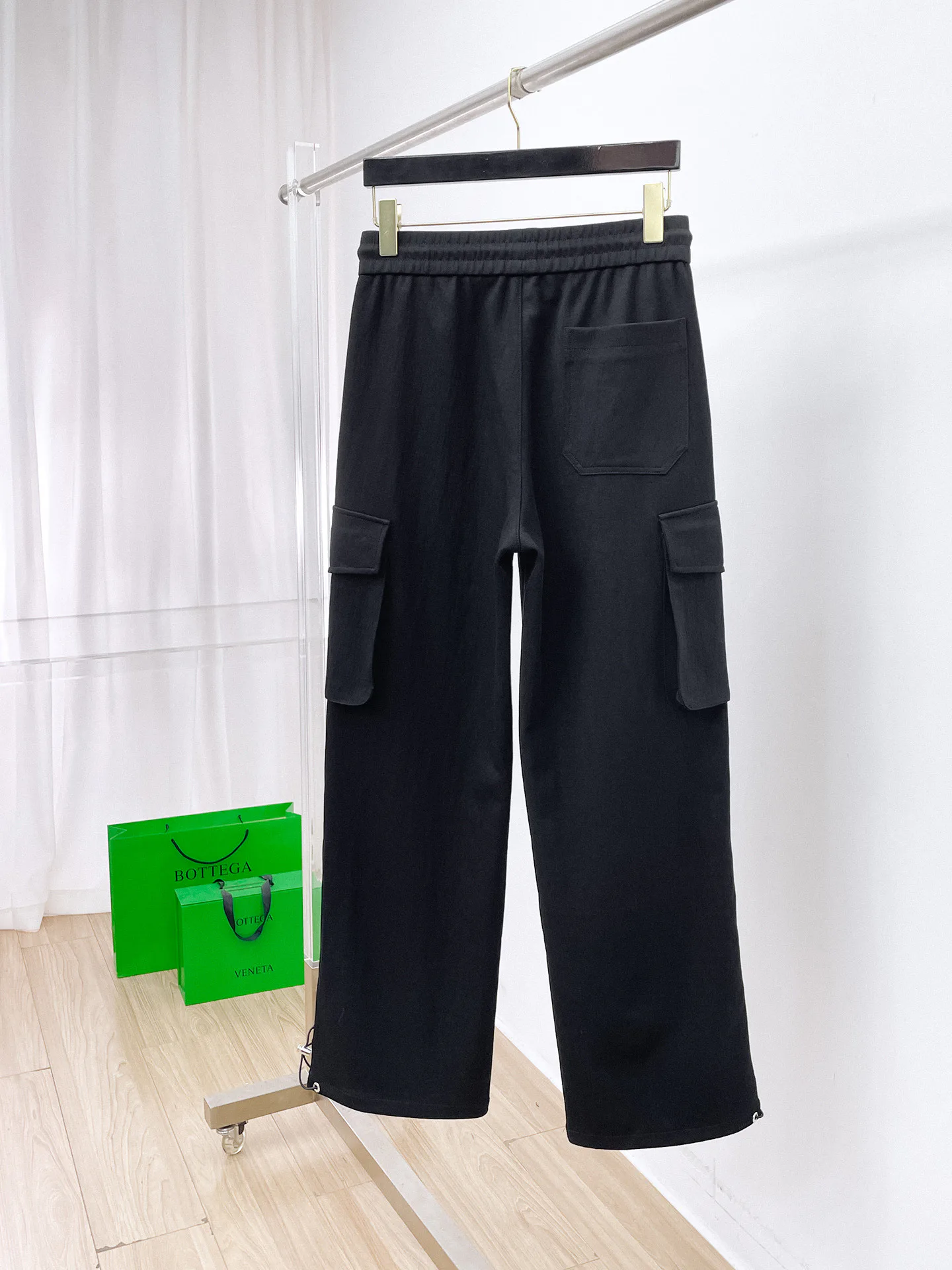 Men's Trousers PRADA 18399375