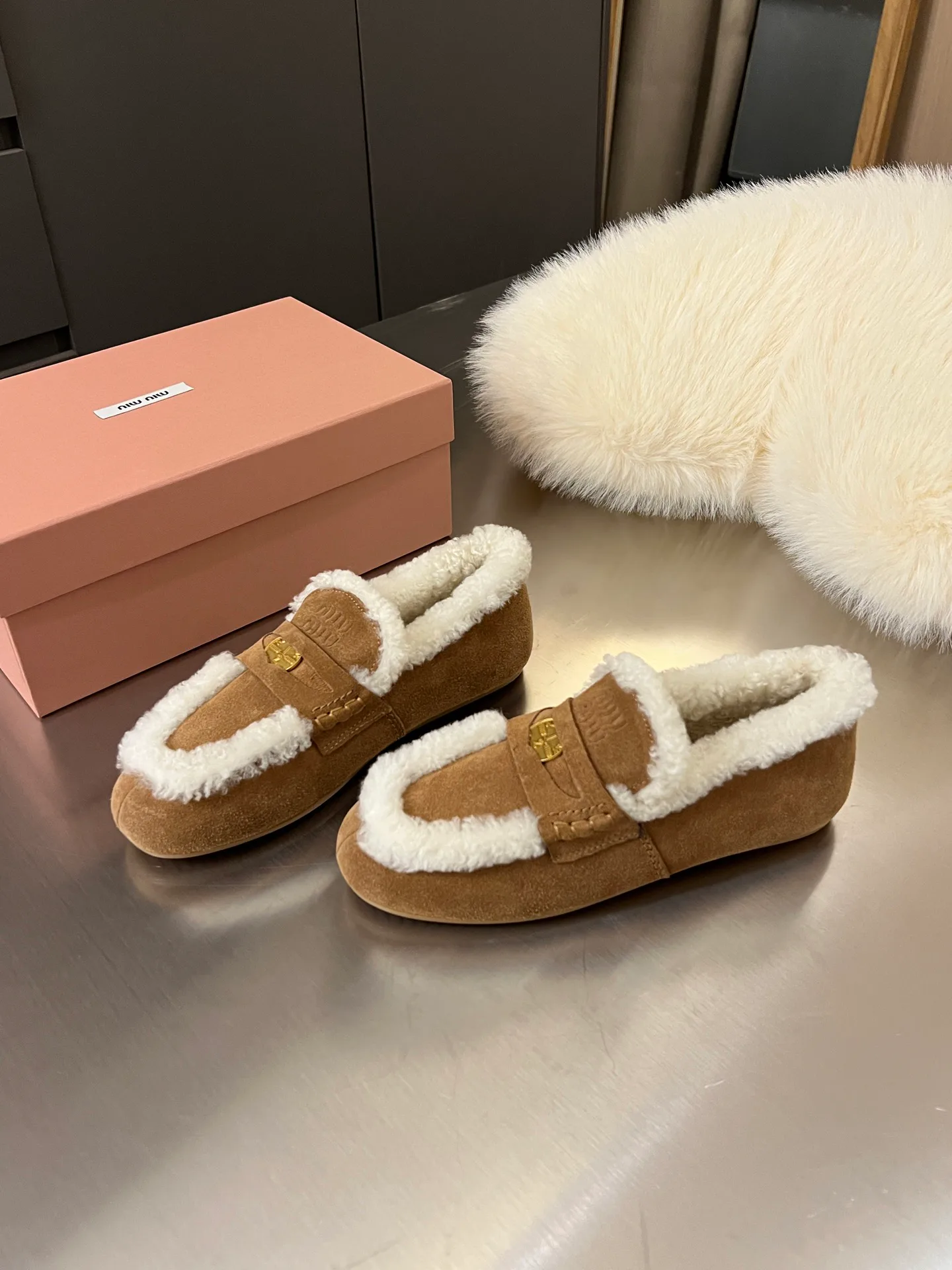 Women's Loafers And Moccasins MIU MIU 17948621