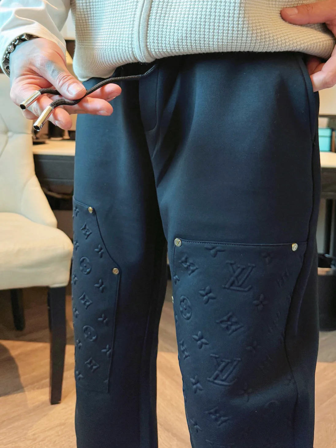 Men's Trousers LOUIS VUITTON 18499691