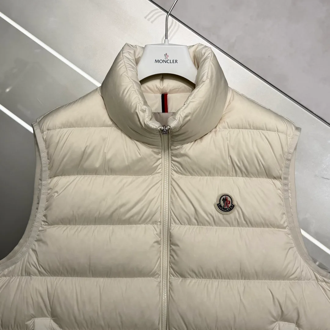 Men's Vests MONCLER 17296401