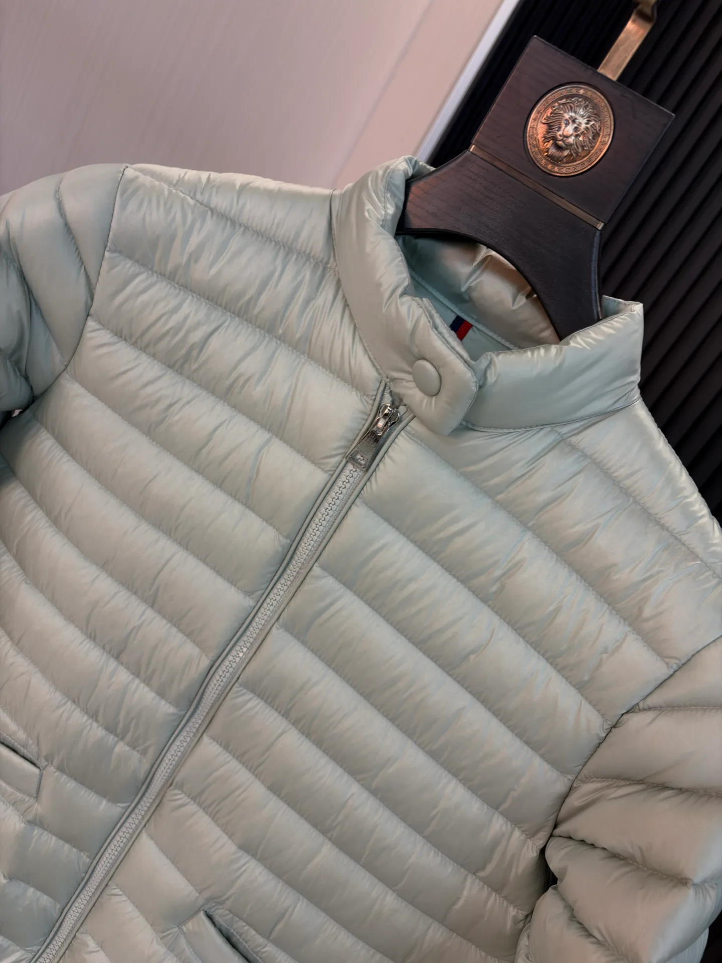 Men's Jackets And Down Jackets MONCLER 17908035