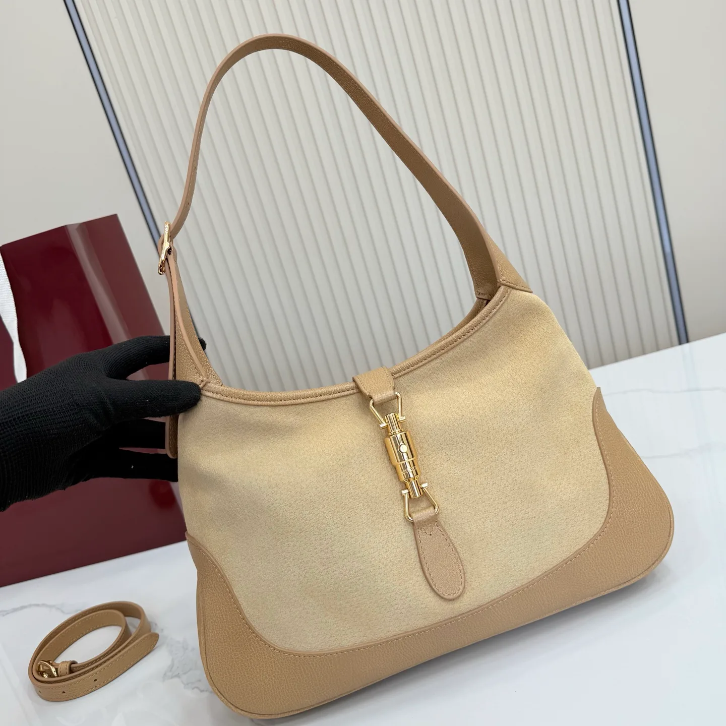 Women's Classic Handbags GUCCI 17366991