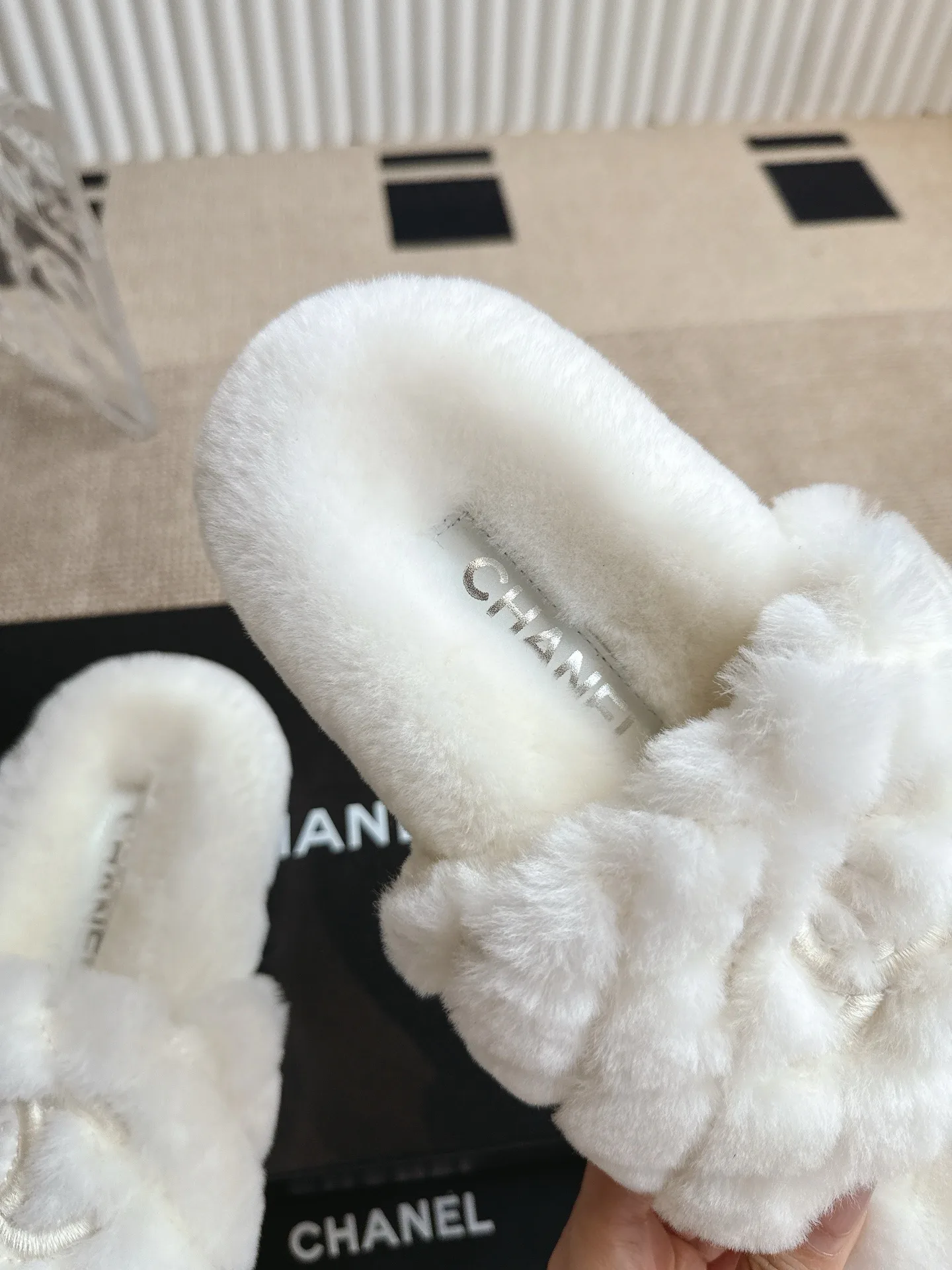 Women's Slippers CHANEL 18324643