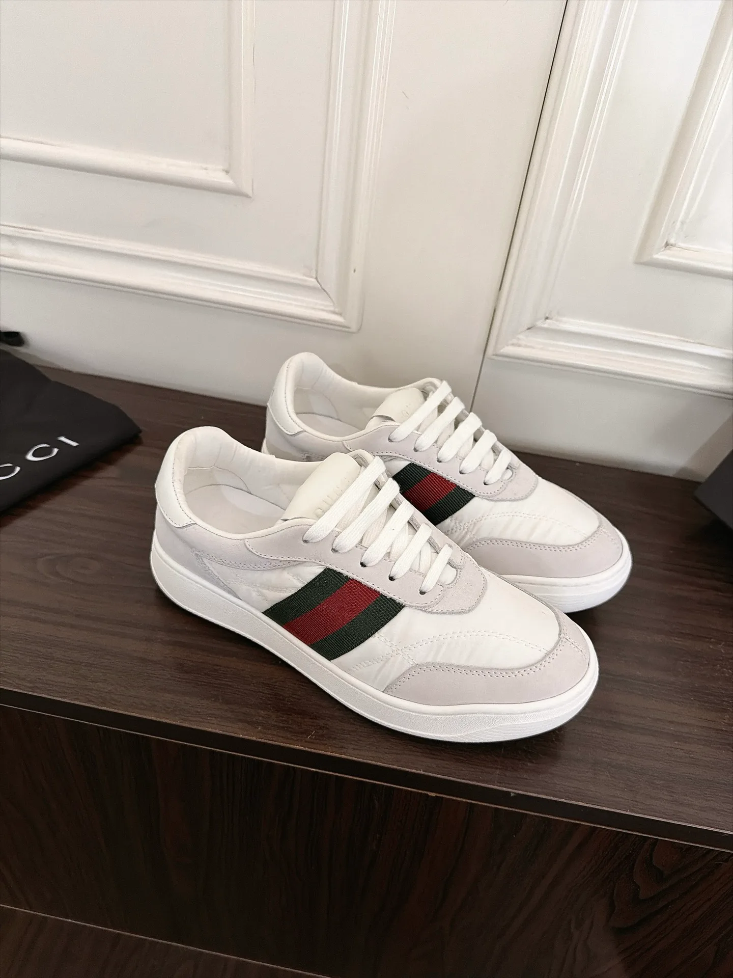 Women's Sneakers GUCCI 17963555