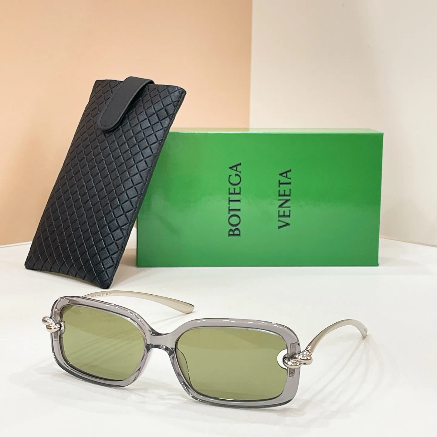 Glasses BOTTEGA VENETA 17949262