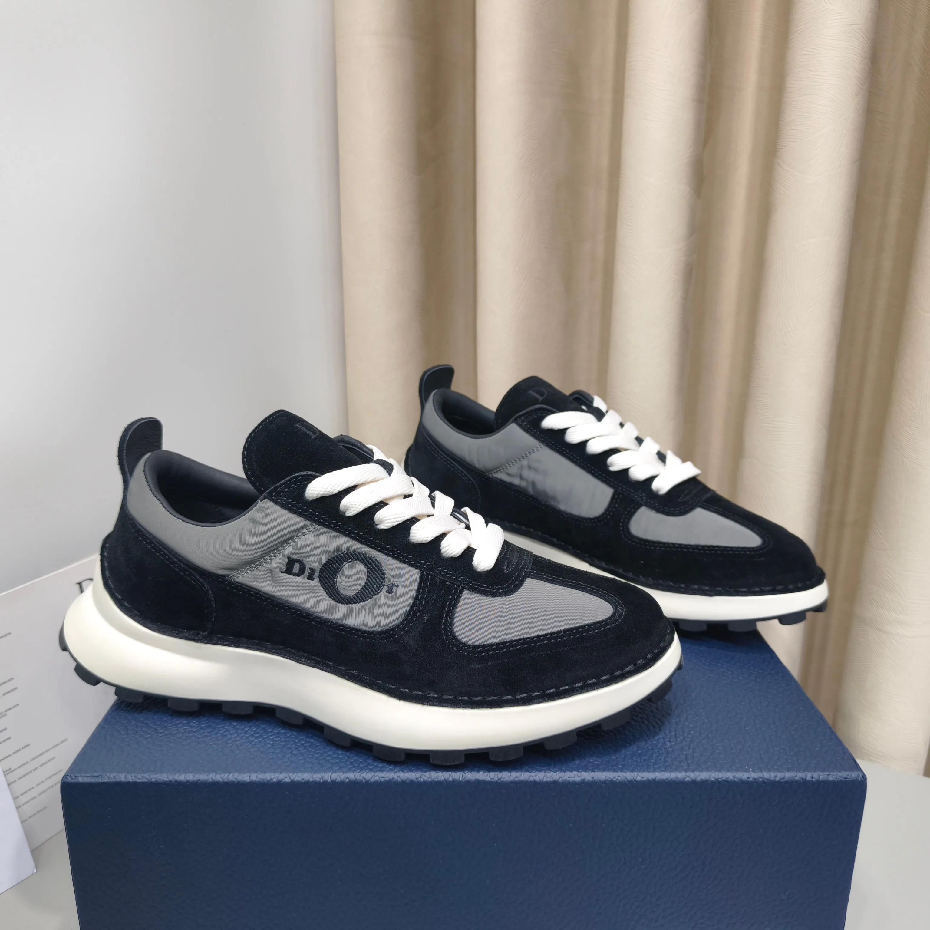 Men's Sneakers CHRISTIAN DIOR 17988953