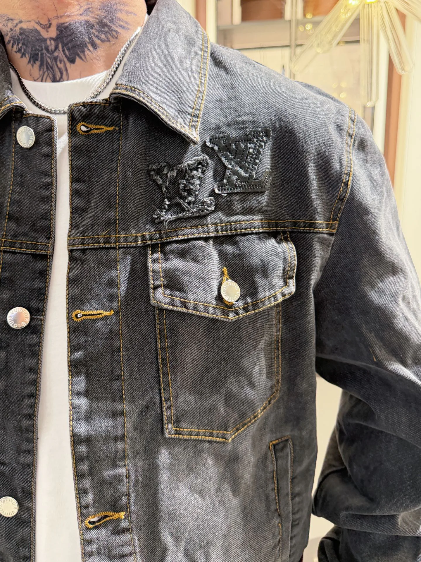 Men's Jackets And Down Jackets LOUIS VUITTON 18197264