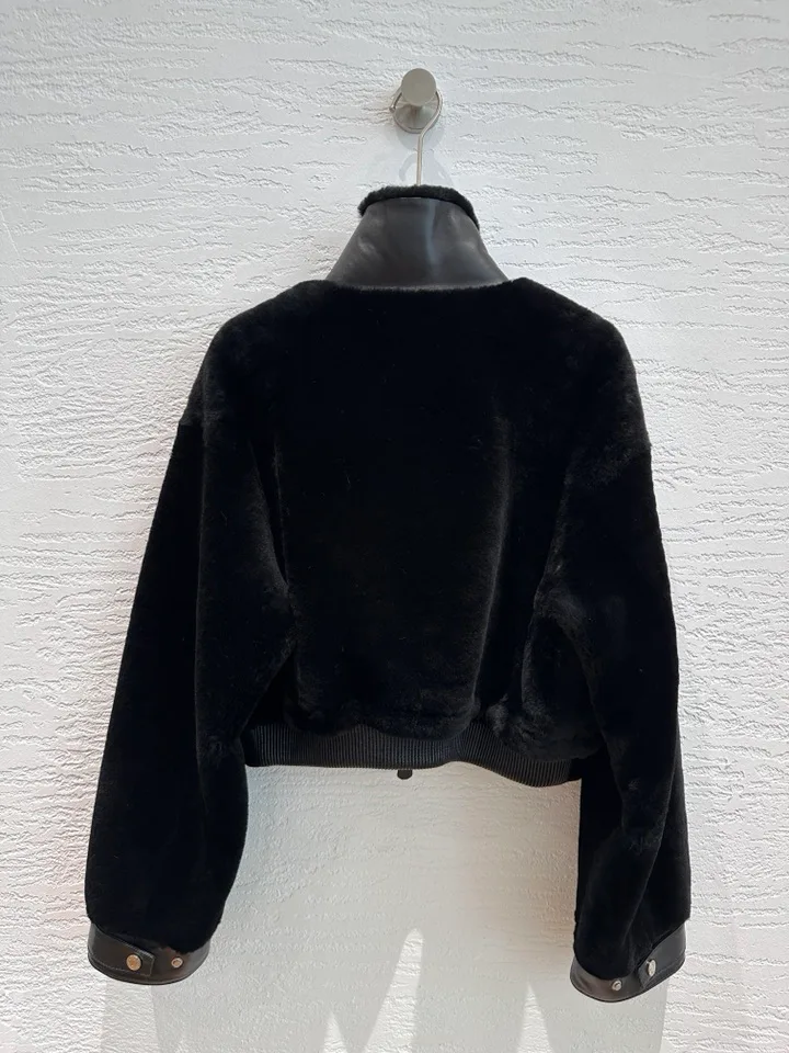 Women's Leather Jackets And Sheepskin Coats HERMES 18417947