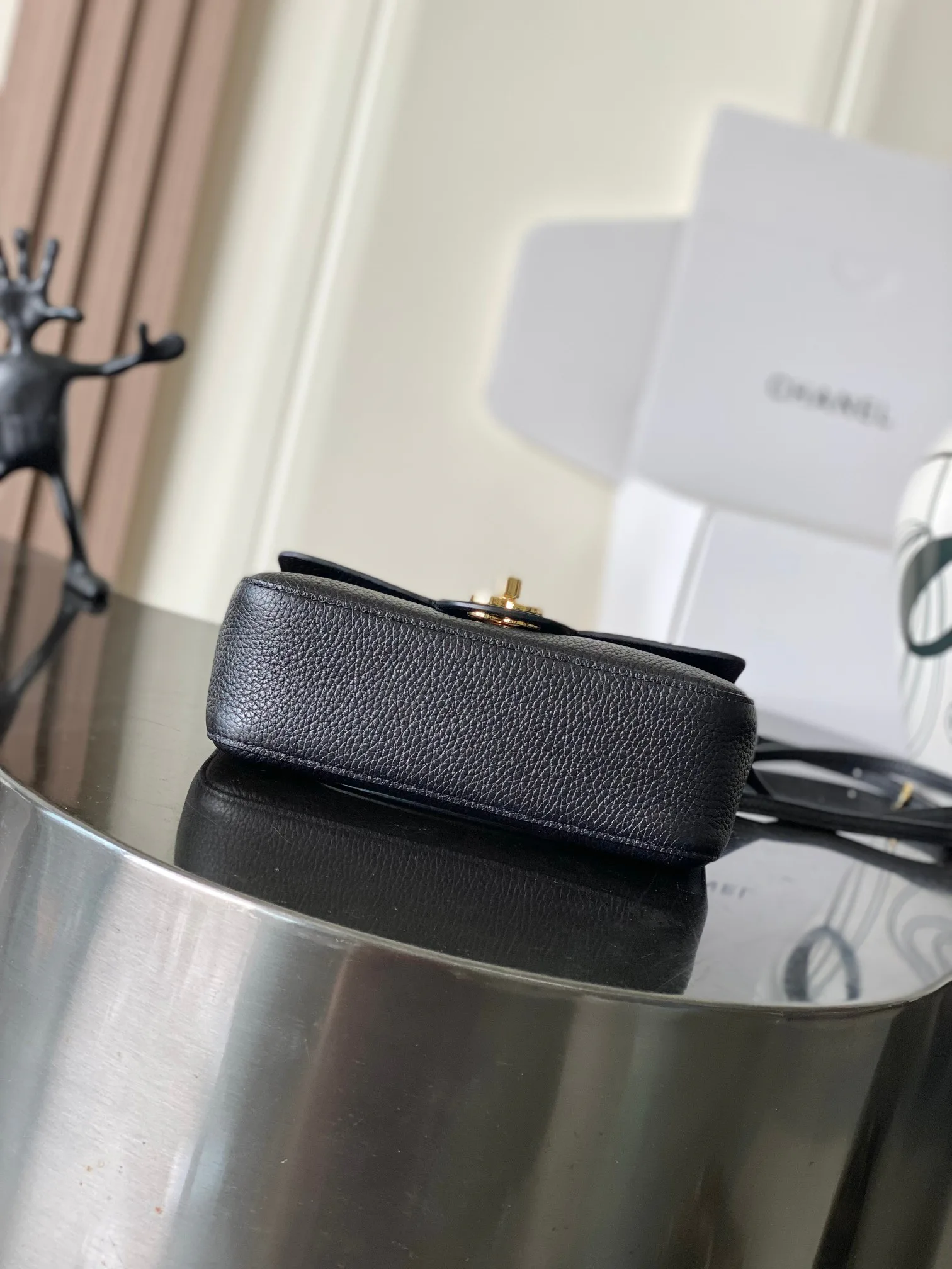 Women's Classic Handbags CHANEL 18528903