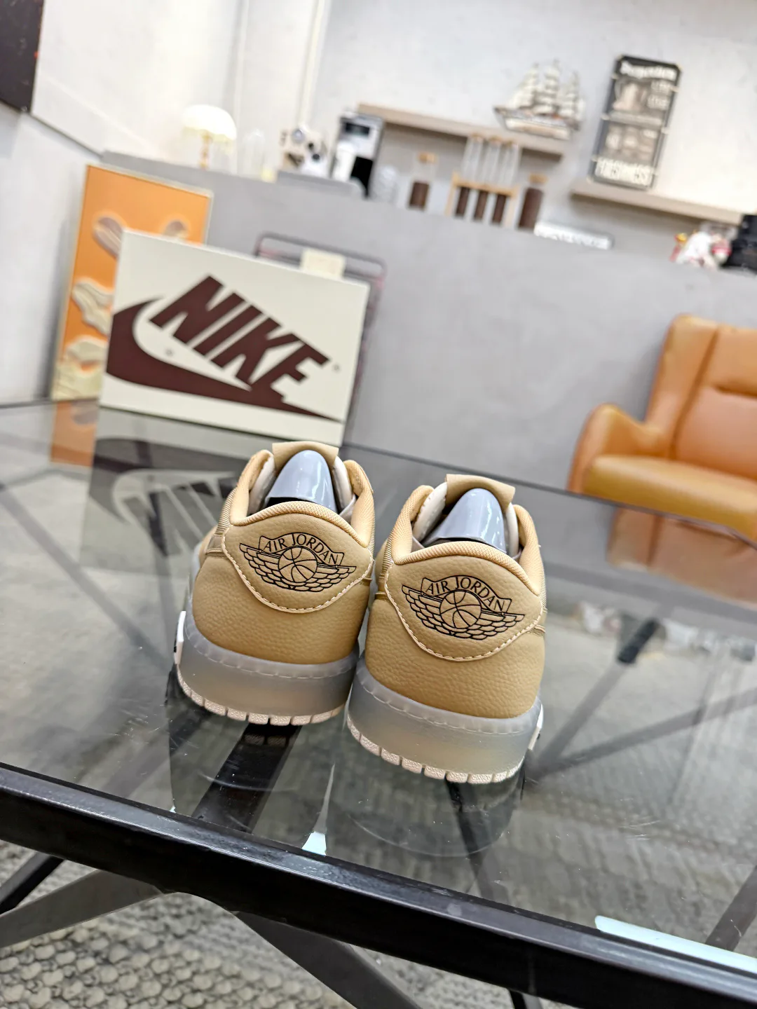 Men's Sneakers PRADA 18449097