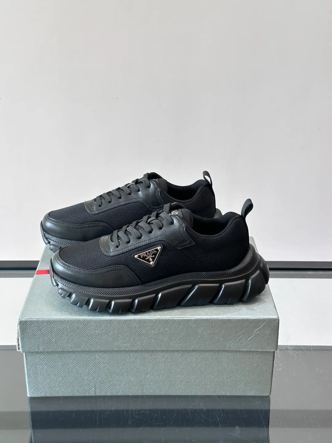 Men's Sneakers PRADA 17354134