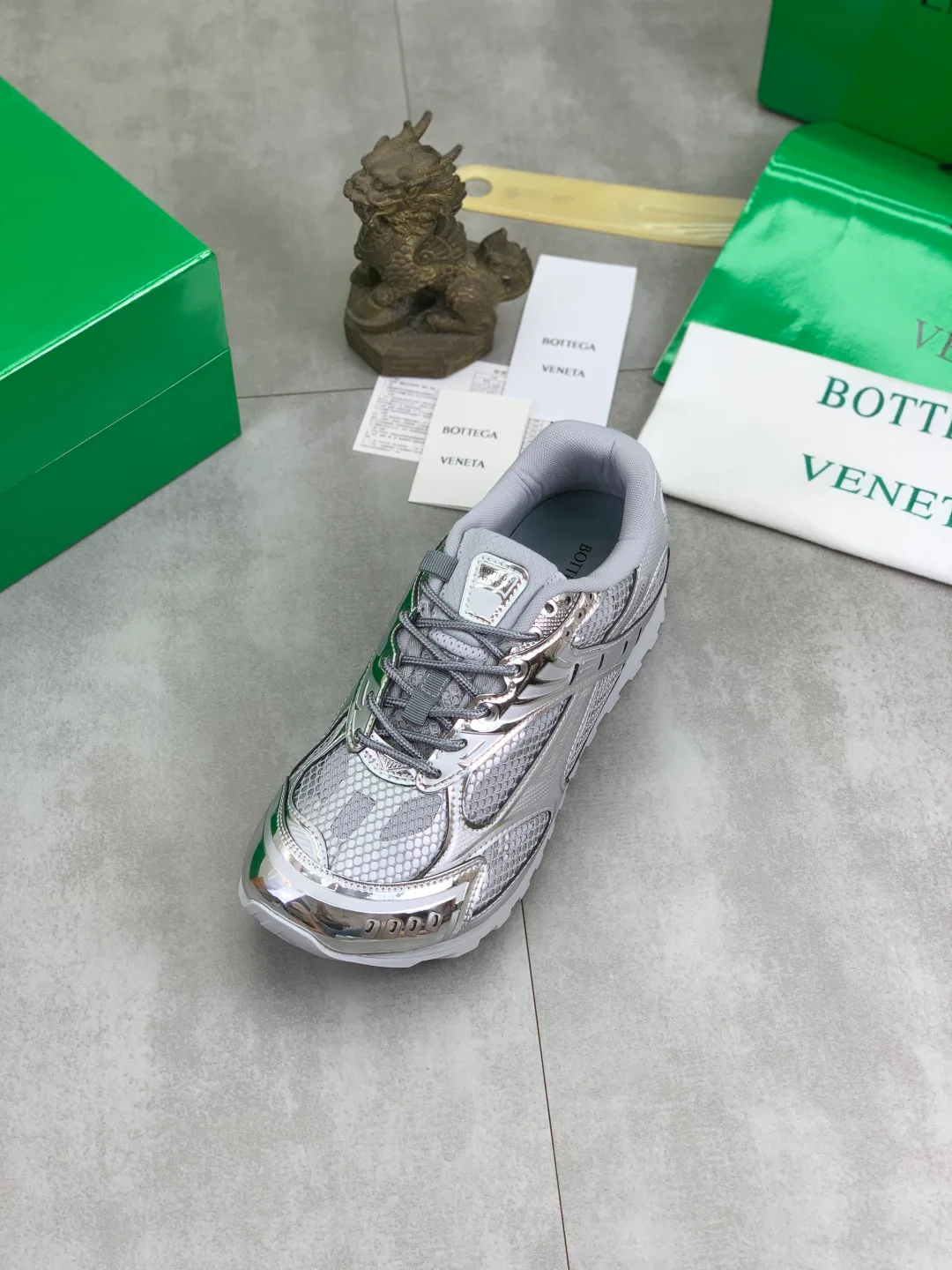 Women's Sneakers BOTTEGA VENETA 18365186