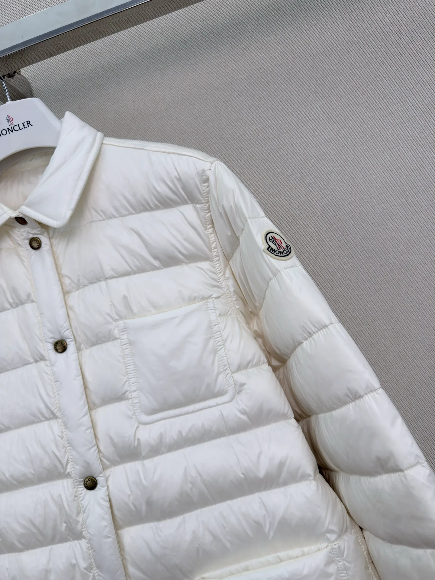 Women's Jackets And Down Jackets MONCLER 17919457