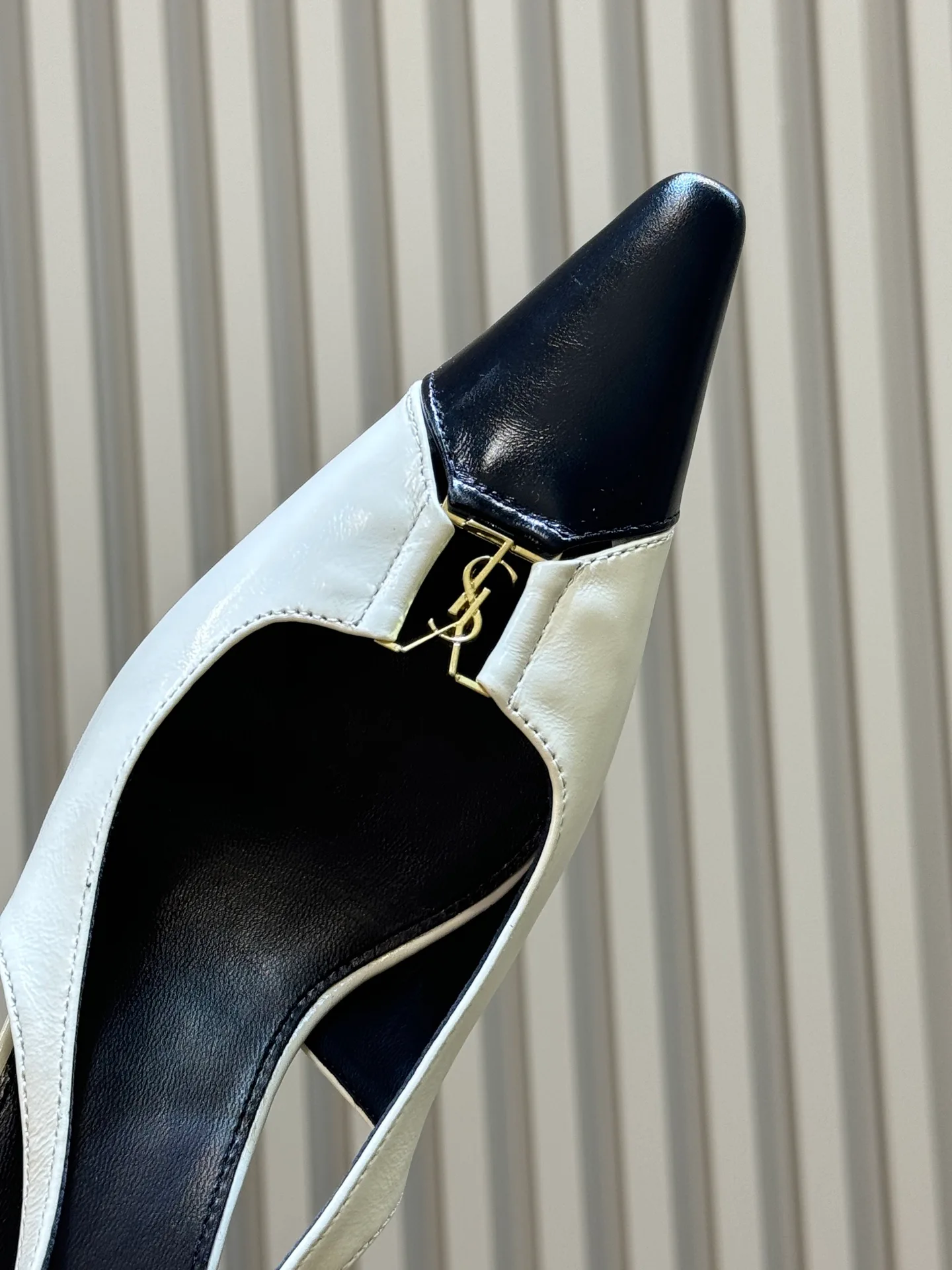 Women's Heels SAINT LAURENT 18073631