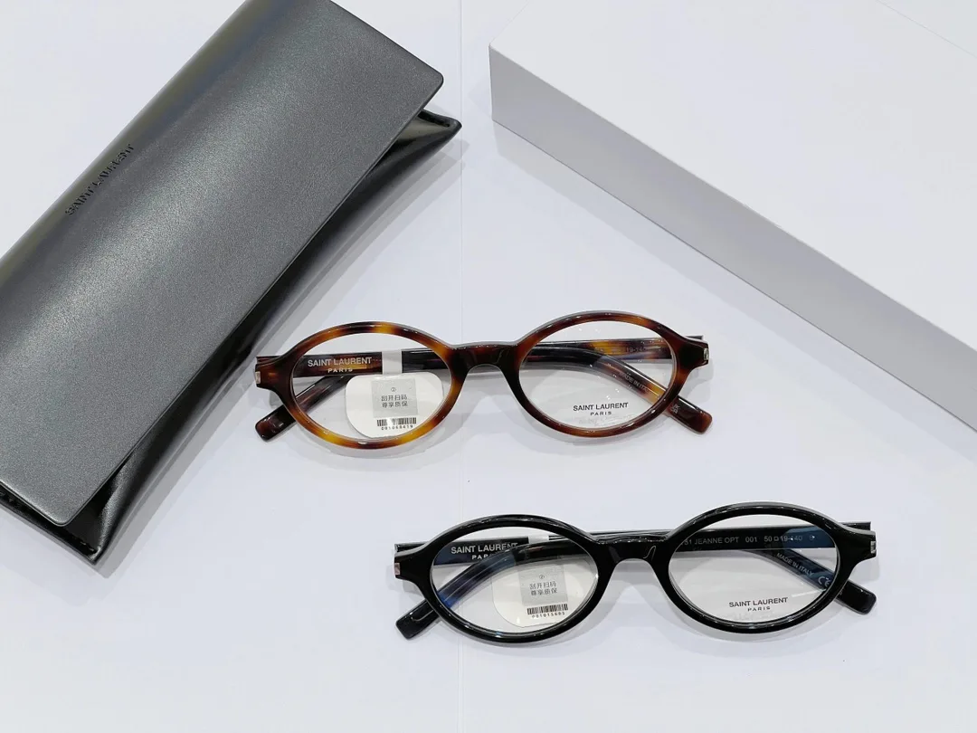 Glasses SAINT LAURENT 18246169