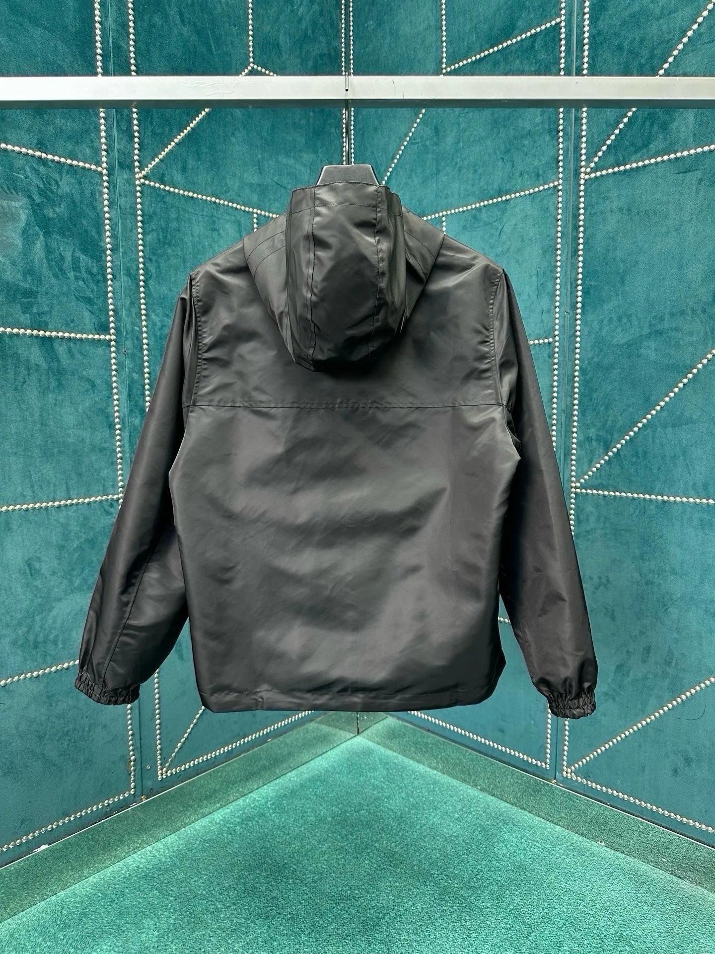 Men's Jackets And Down Jackets LOUIS VUITTON 18194554