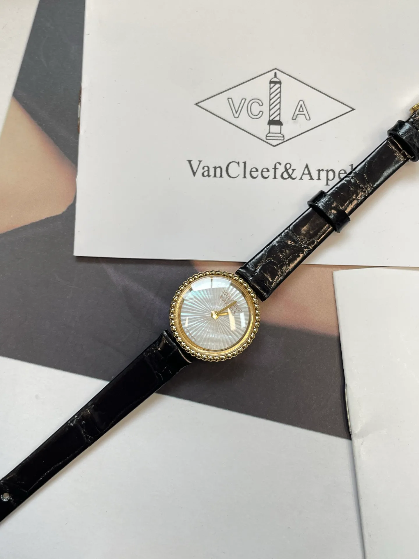 Women's Watches VAN CLEEF & ARPELS 17336732