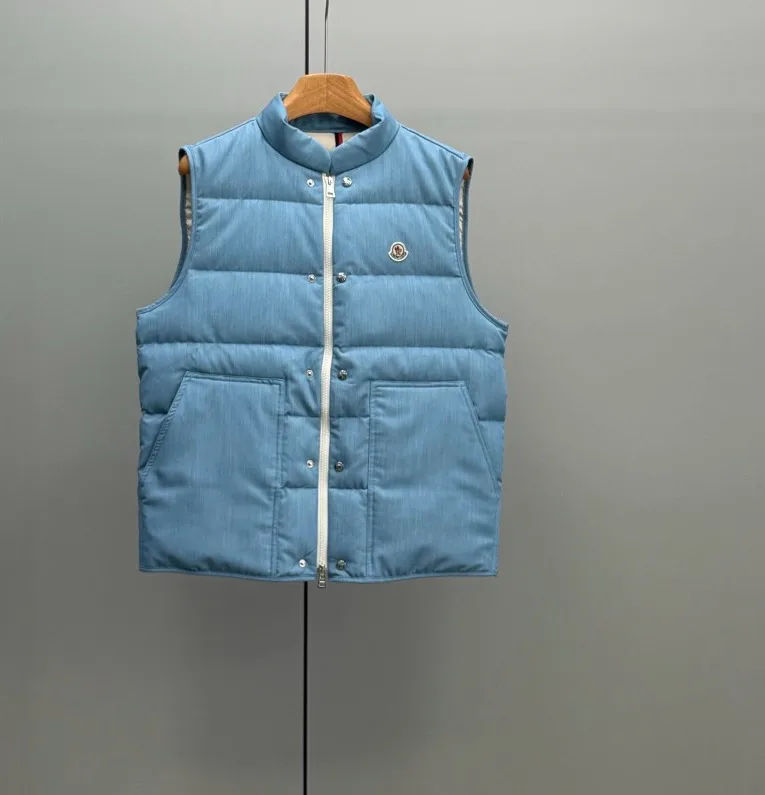 Women's Vests MONCLER 18106383