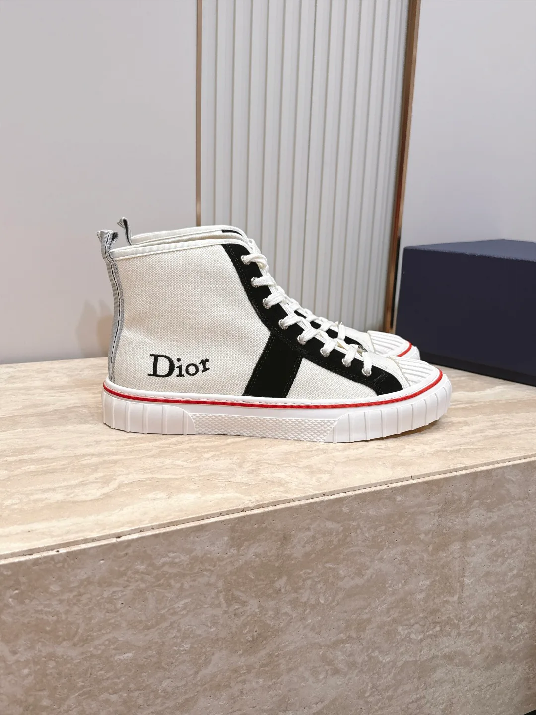 Women's Sneakers CHRISTIAN DIOR 18083929