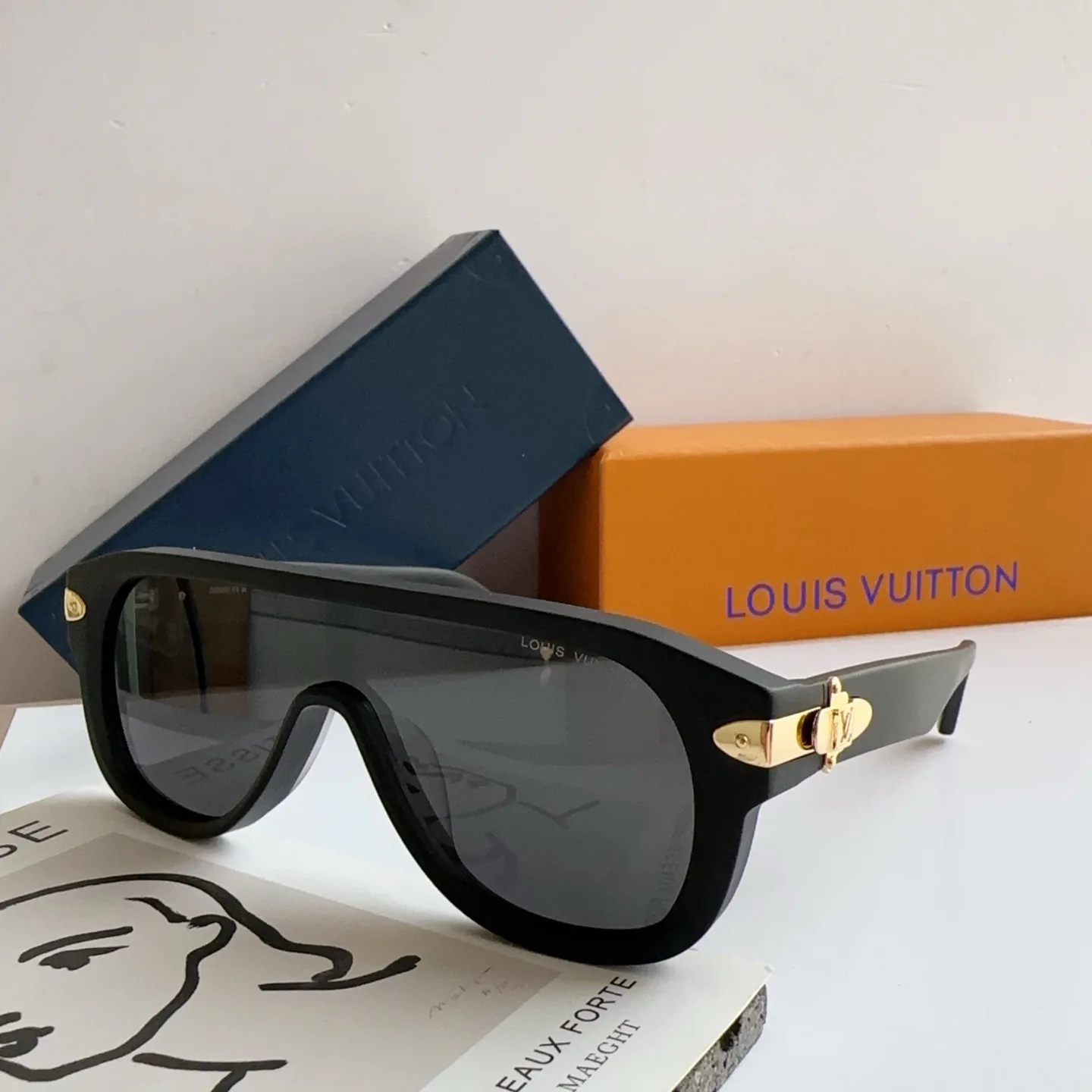 Glasses LOUIS VUITTON 17366476