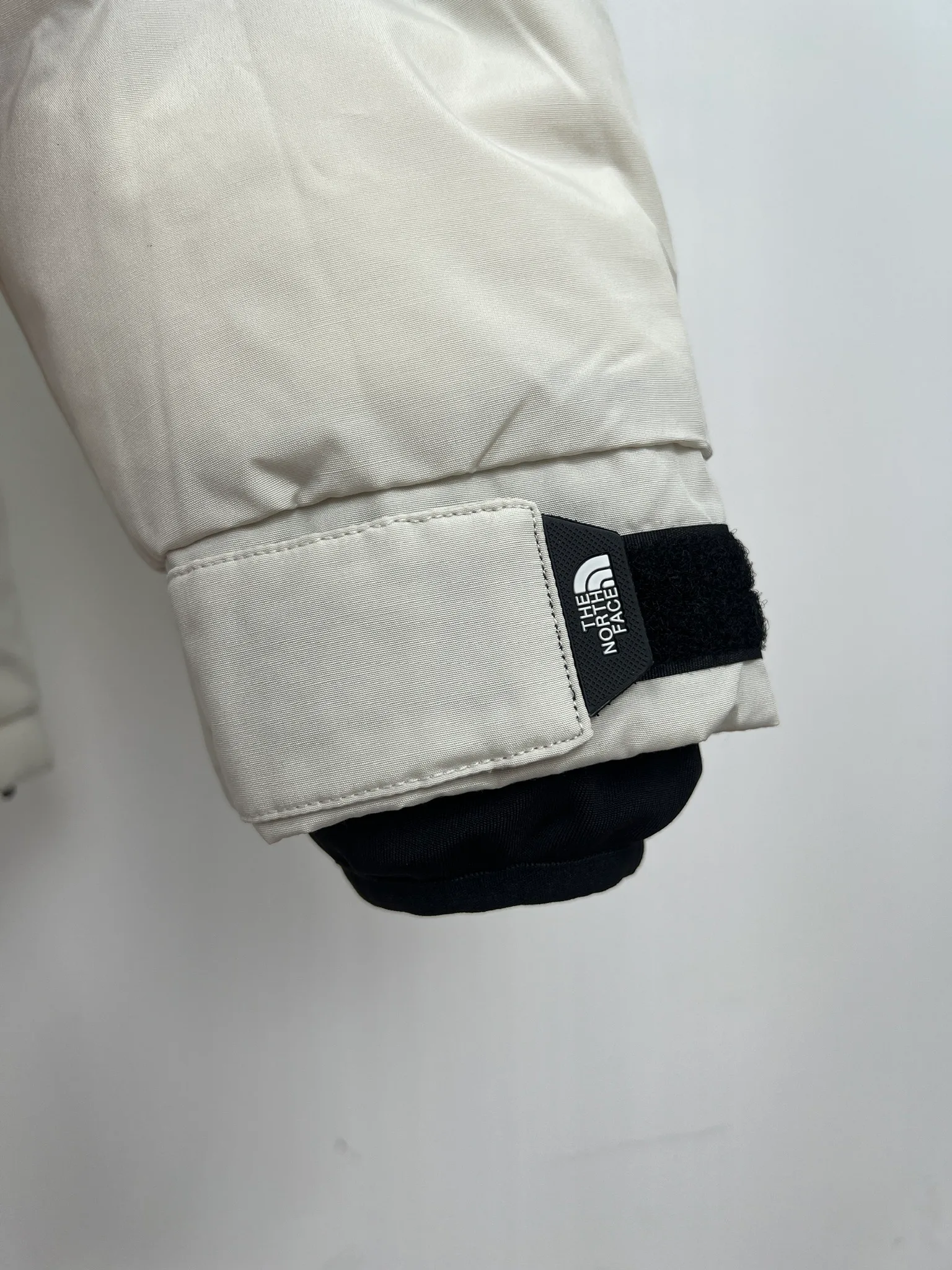 Men's Jackets And Down Jackets THE NORTH FACE 18416004