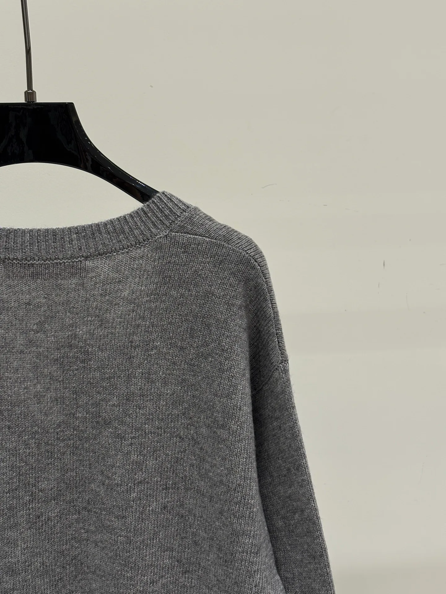 Women's Jumpers And Sweaters VALENTINO 18032131