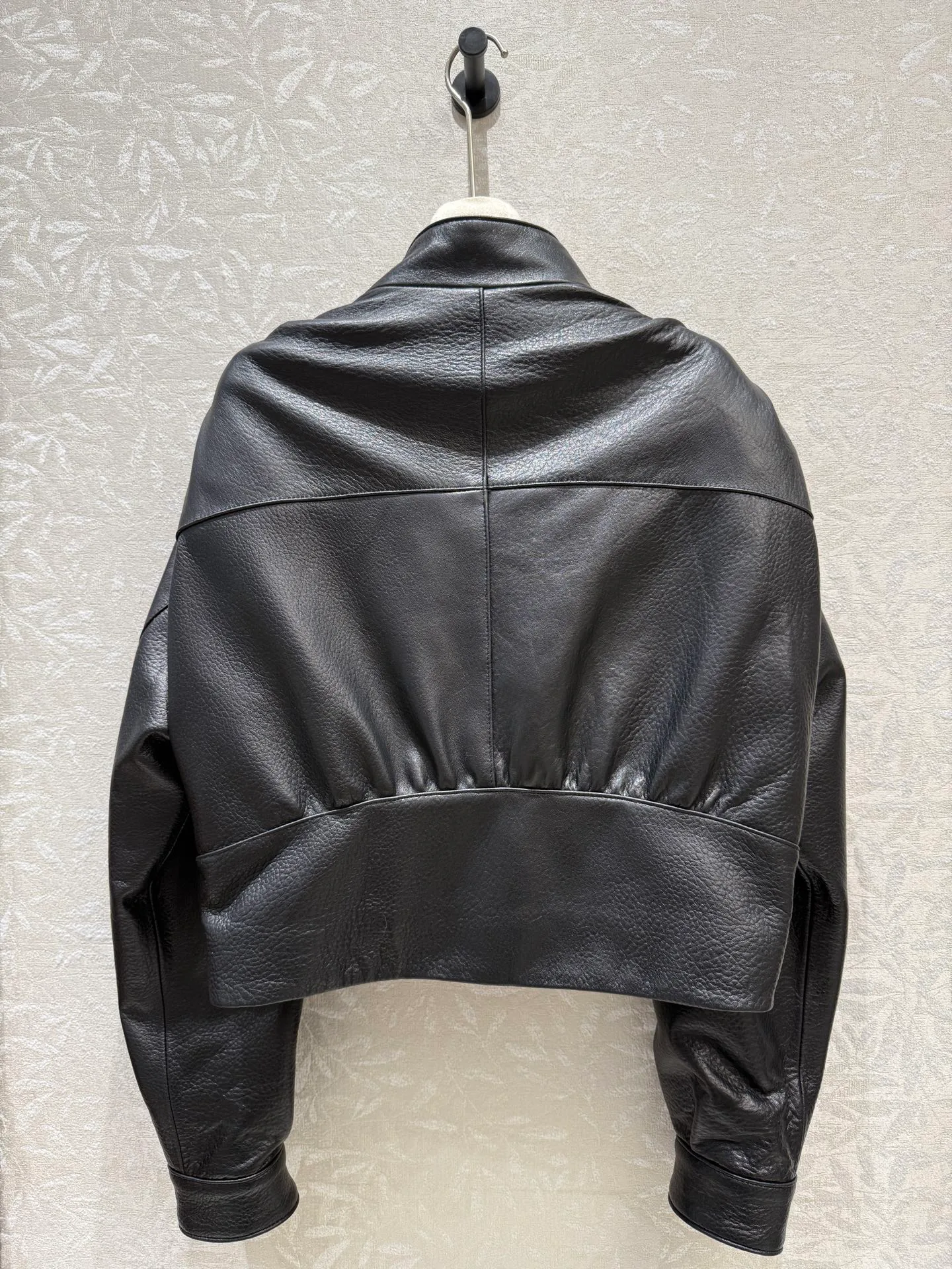 Women's Leather Jackets And Sheepskin Coats SAINT LAURENT 18127944