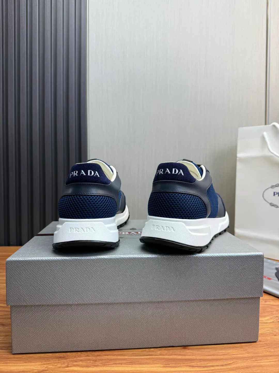 Men's Sneakers PRADA 17814117