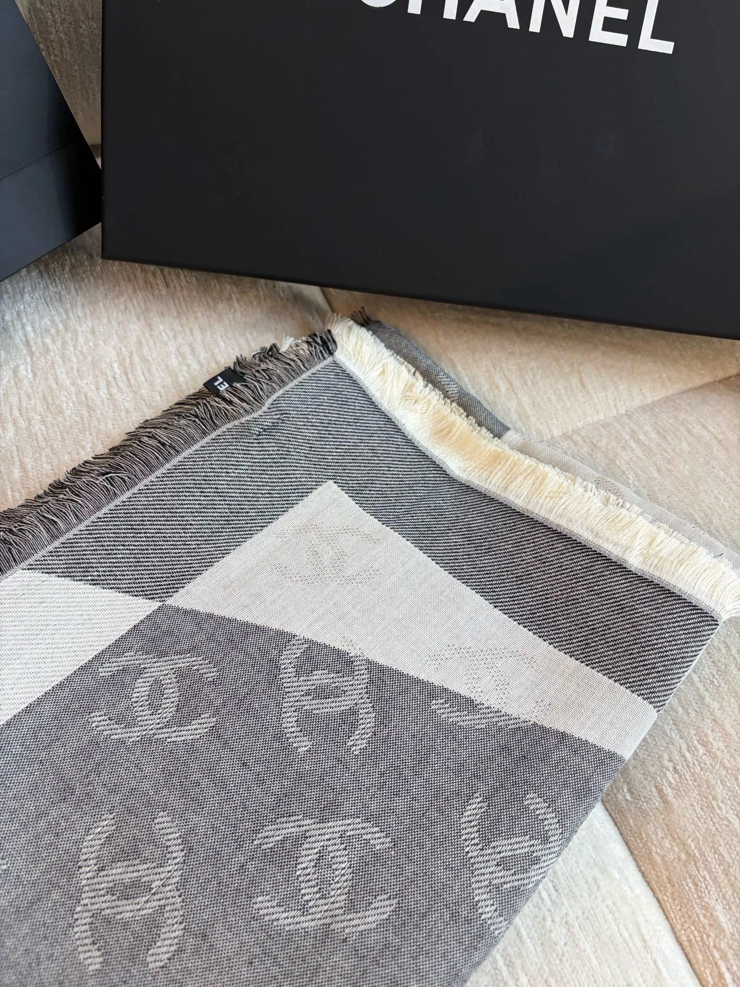 Scarves CHANEL 18288369