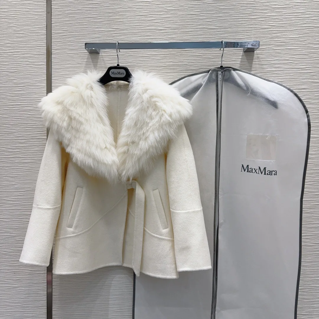 Women's Coats MAX MARA 18456279