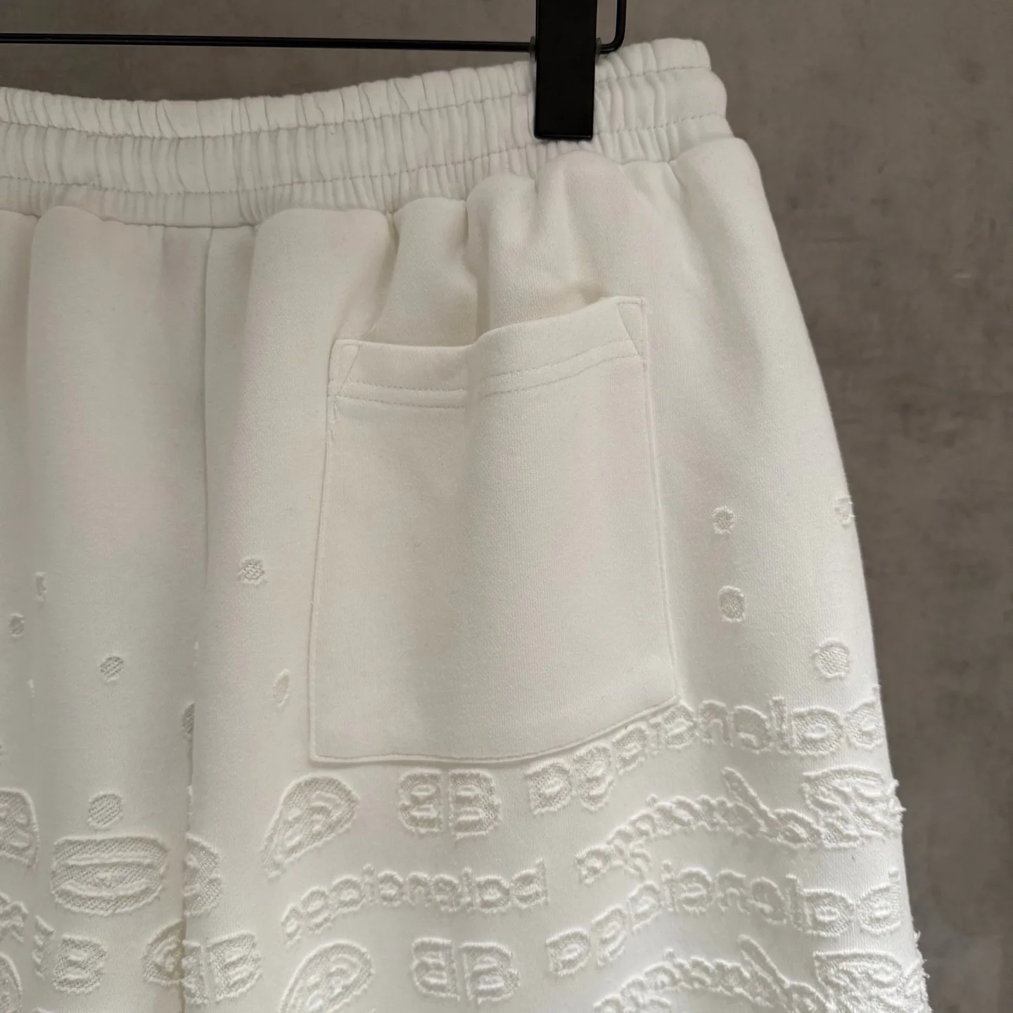 Men's Shorts BALENCIAGA 17361797