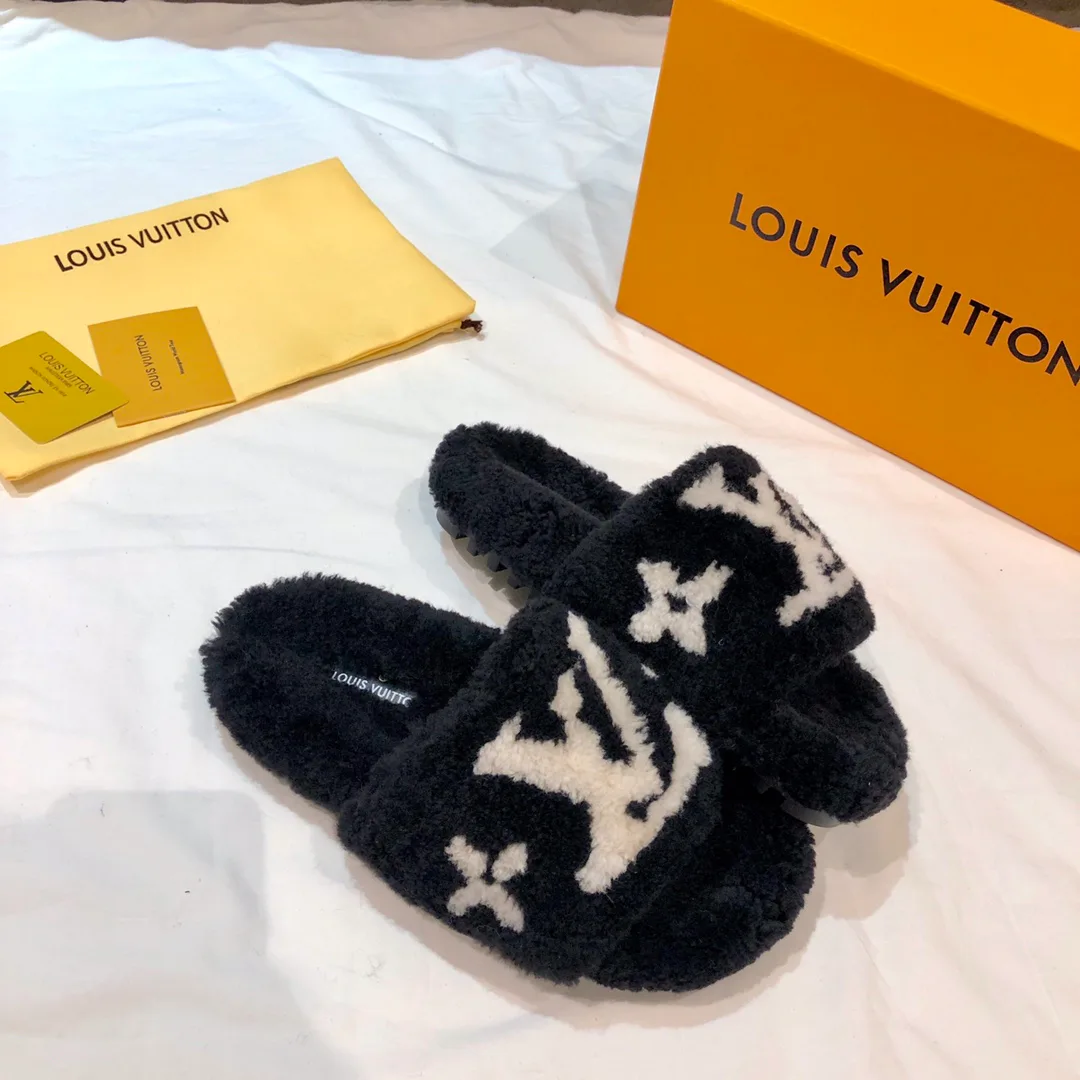 Women's Slippers LOUIS VUITTON 18034624